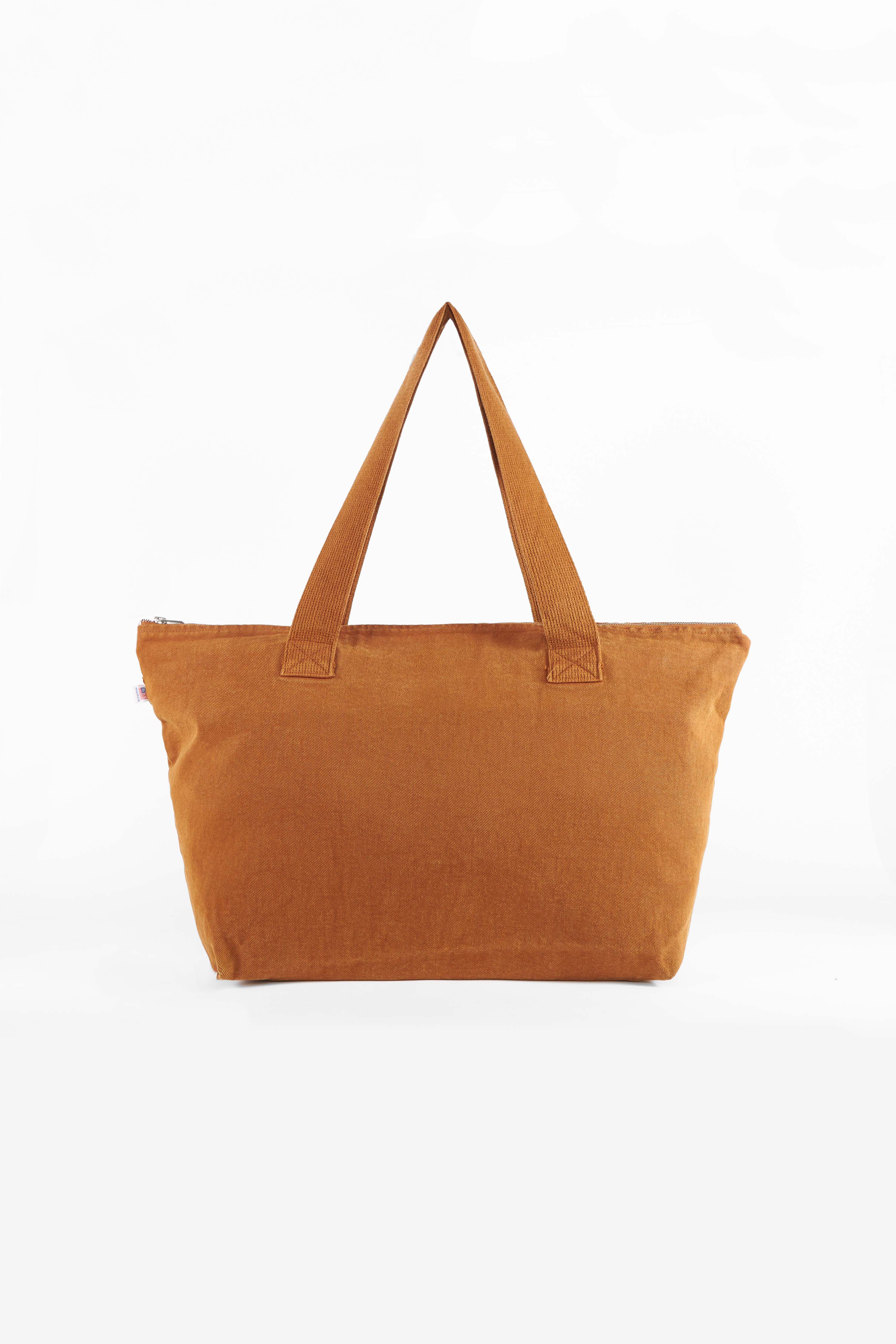BD06 - Carry All Zip Tote - Image 10