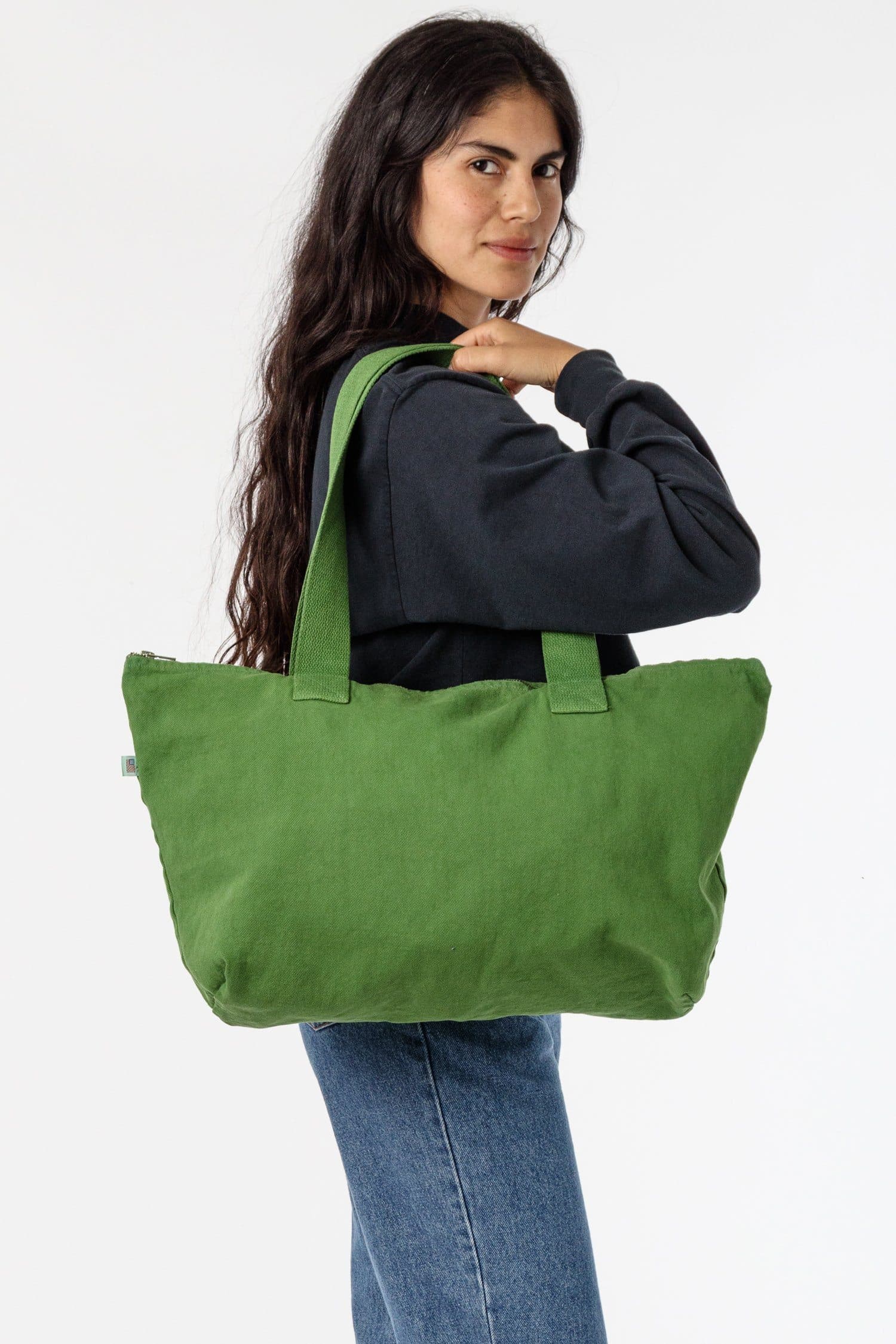 BD06 - Carry All Zip Tote - Image 5
