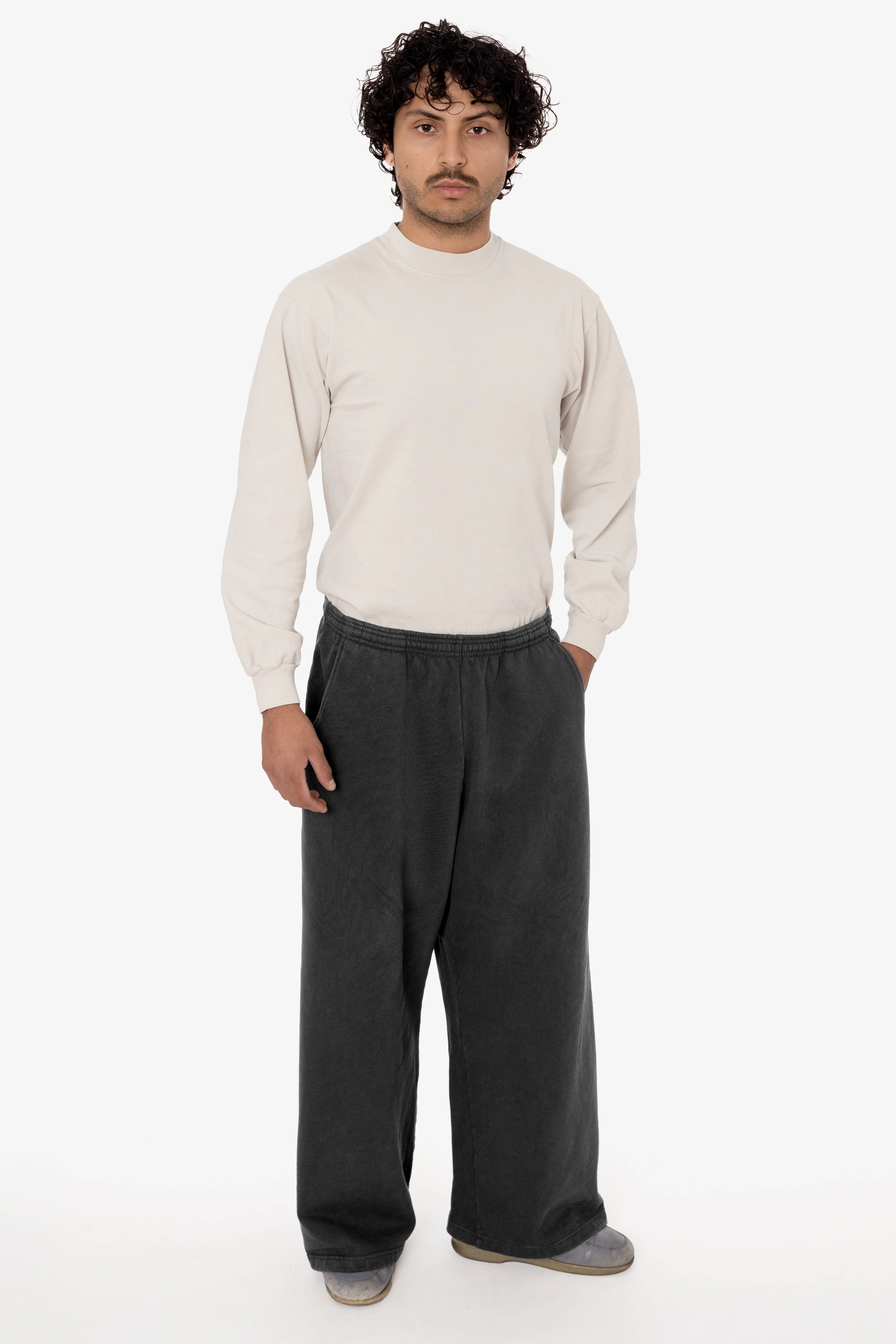 HF45GD - Heavy Fleece Extra Wide Mens Sweatpants - Image 10