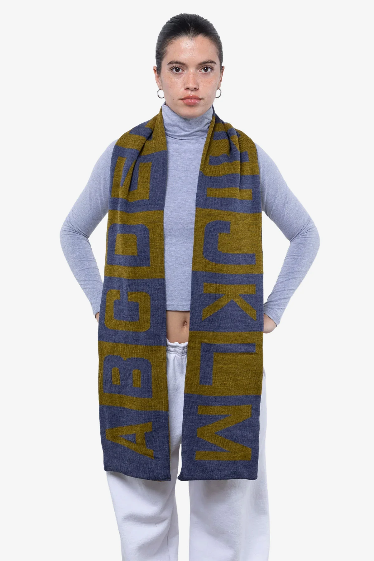 JQSCARF04 - Alphabet Scarf - Image 16