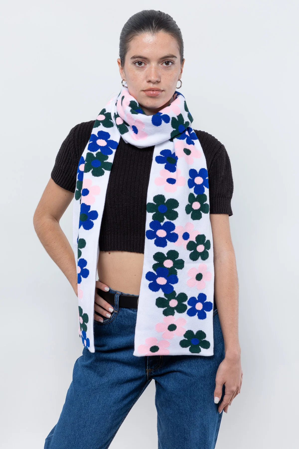 JQSCARF35 - Daisy Vine Scarf - Image 16