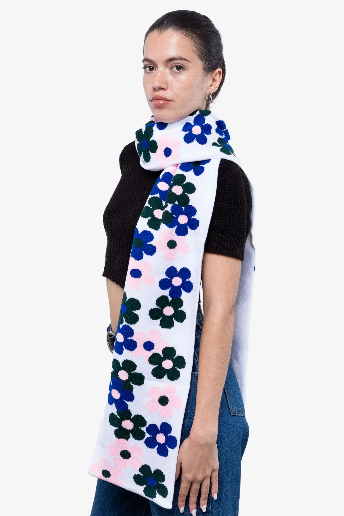 JQSCARF35 - Daisy Vine Scarf - Image 37
