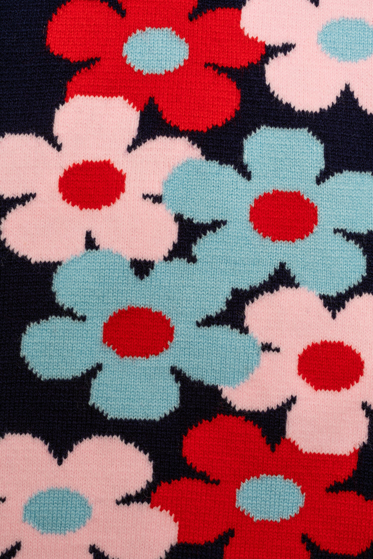 JQSCARF35 - Daisy Vine Scarf - Image 49