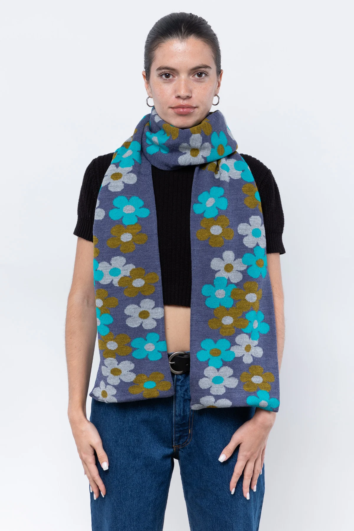 JQSCARF35 - Daisy Vine Scarf - Image 6