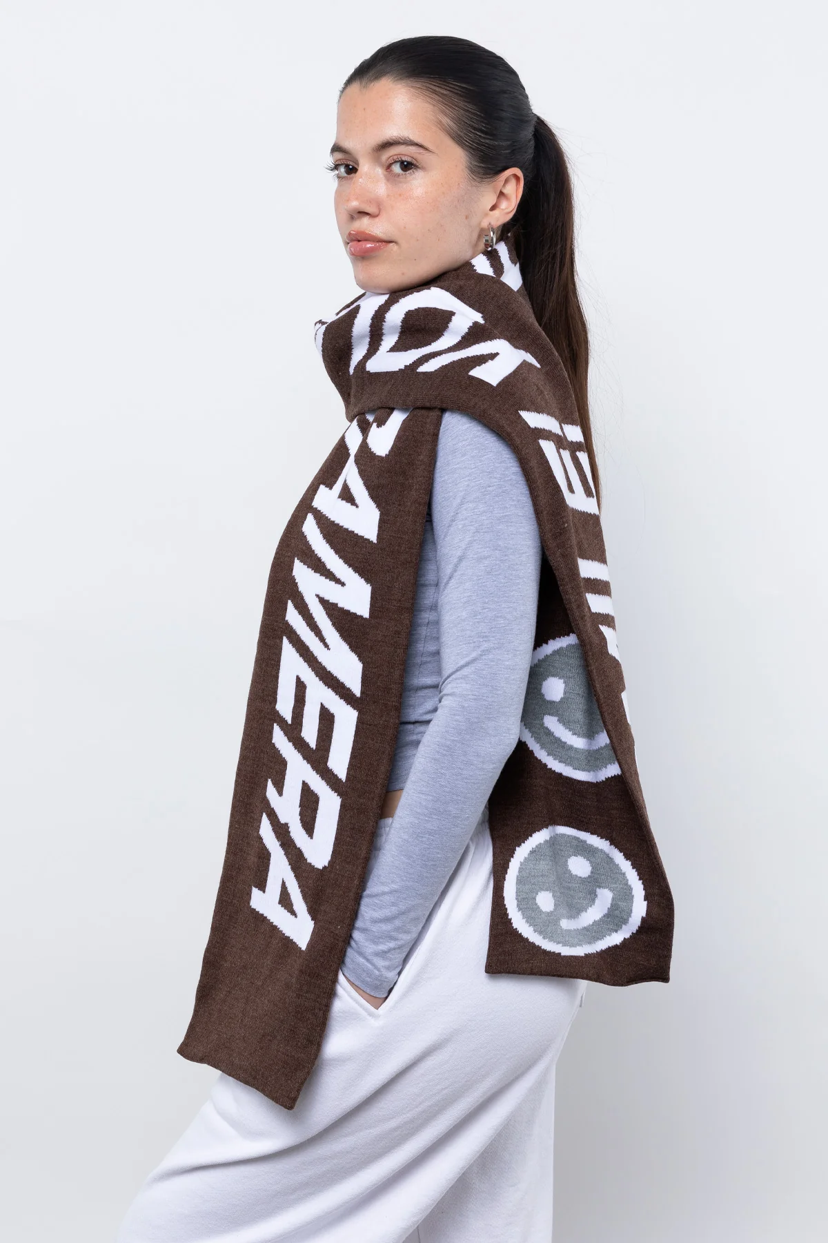 JQSCARF39 - Smile Scarf - Image 7