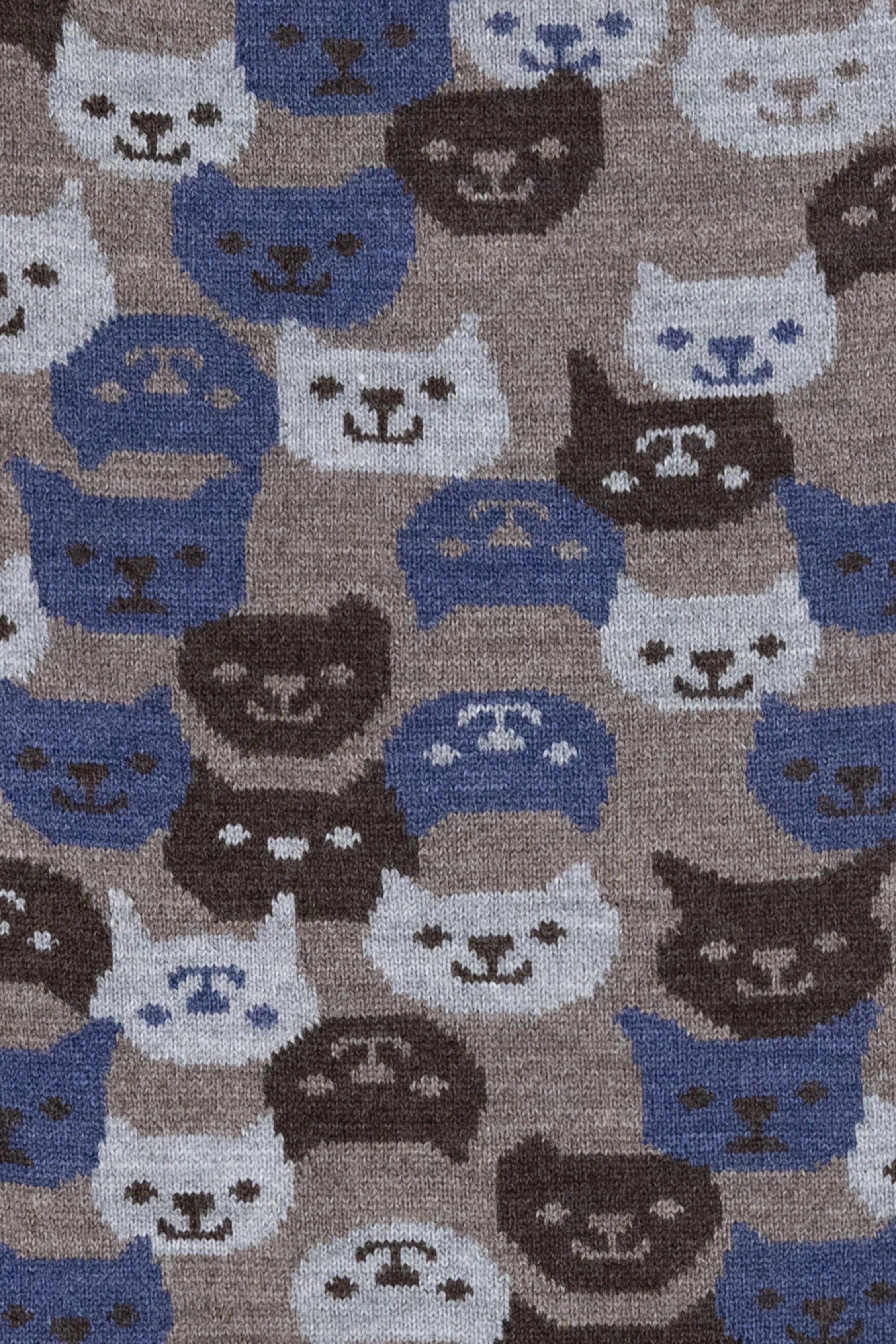 JQSCARF41 - Smiling Cat Scarf - Image 24