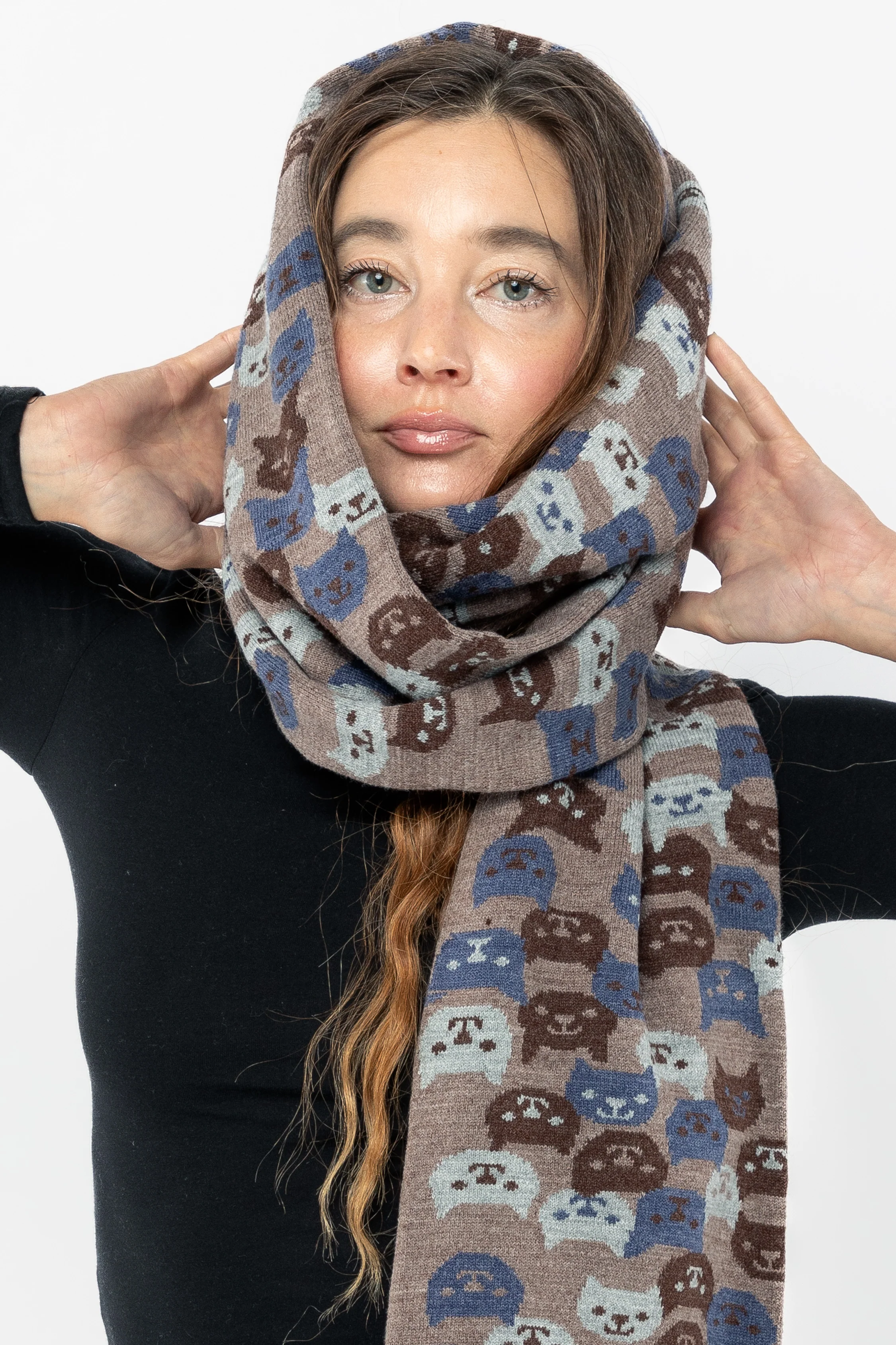 JQSCARF41 - Smiling Cat Scarf - Image 6