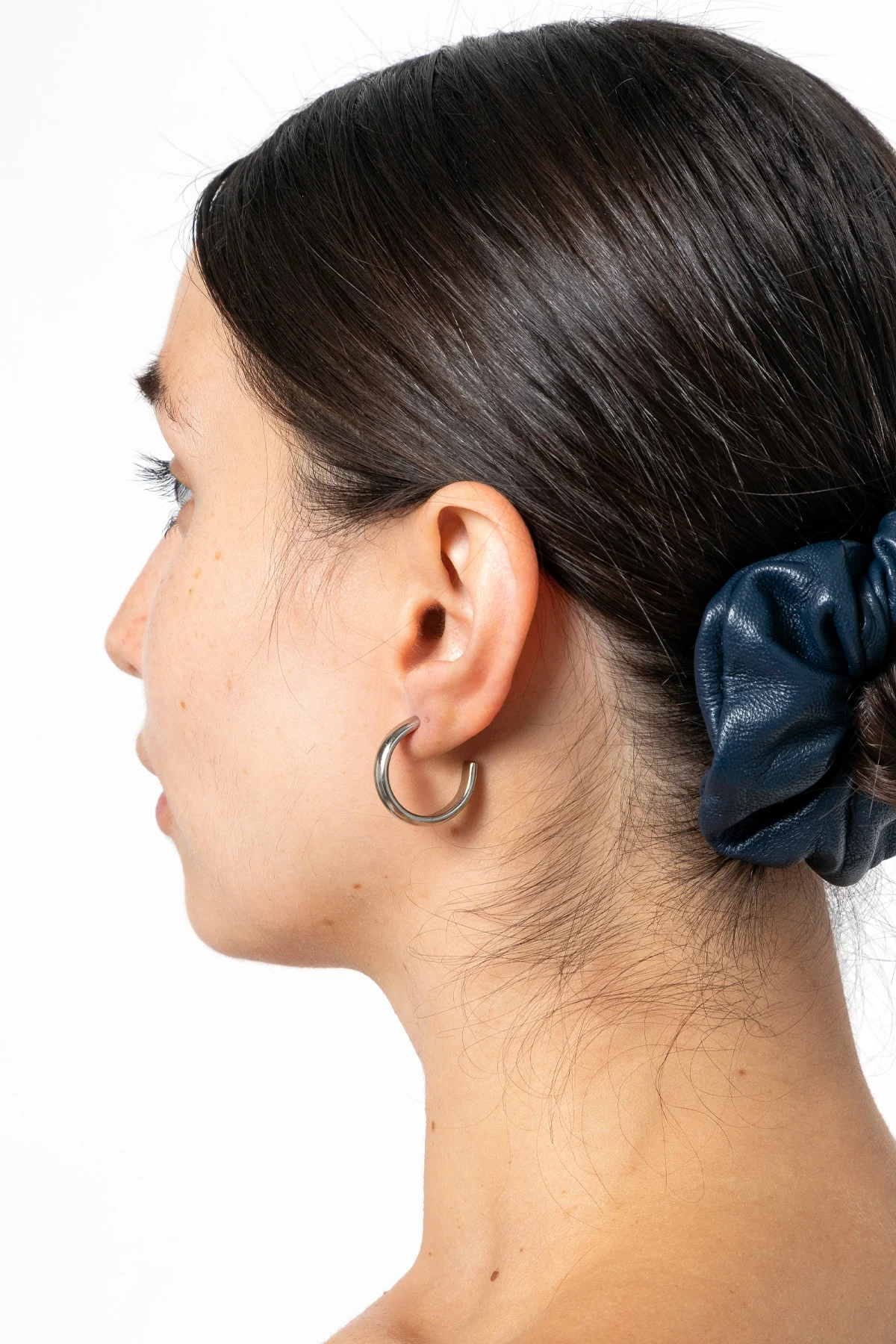JWL34HE - Classic Hoop Earrings - Image 5