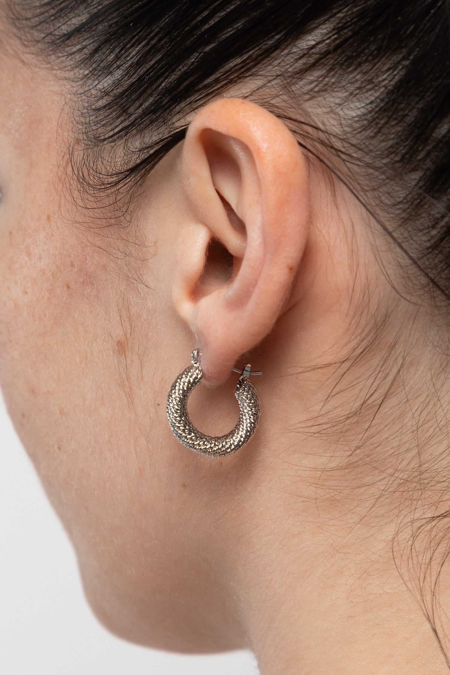 JWL834 - Thick Twisted Pincatch Earrings - Image 7