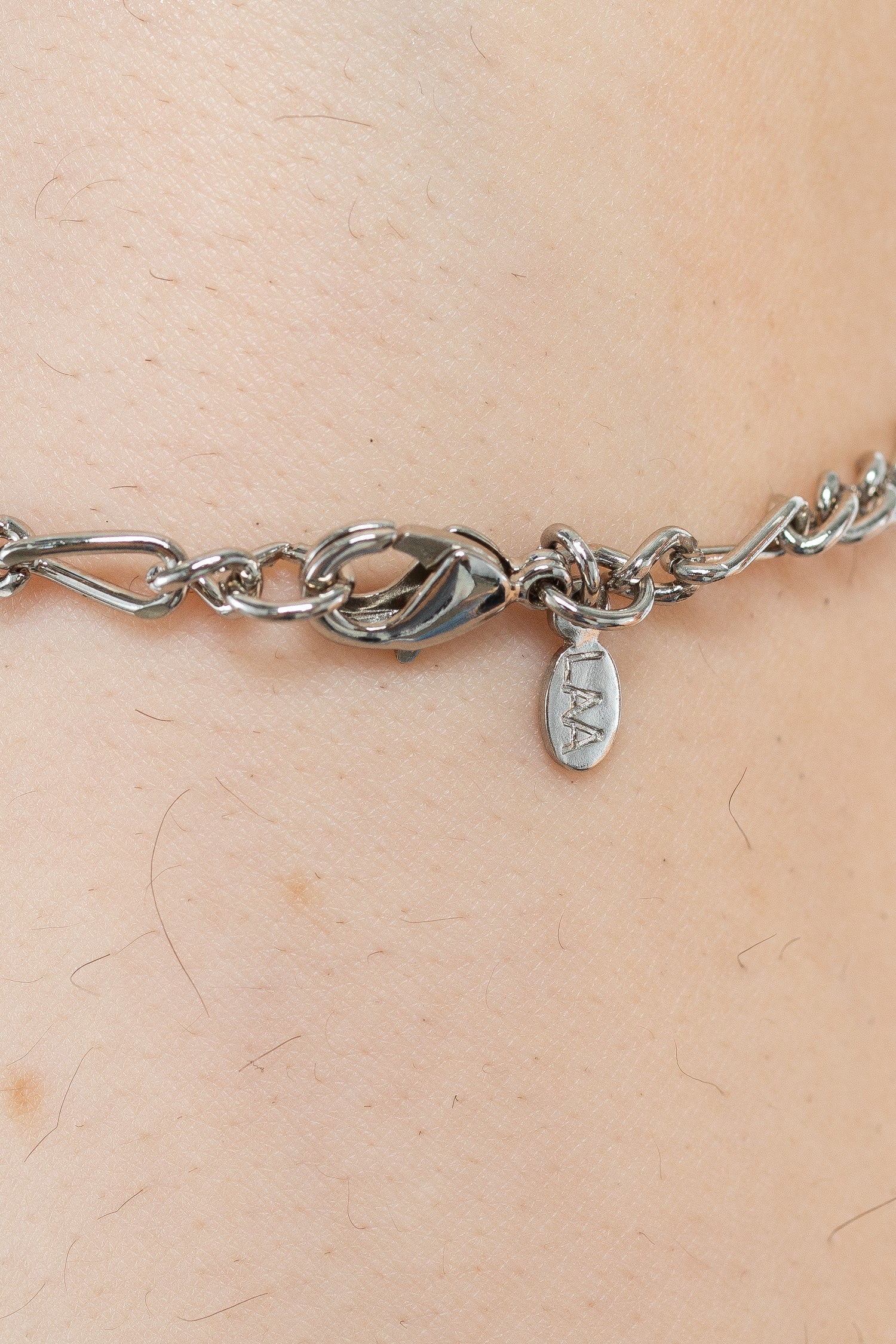 JWLFB - Unisex Figaro Chain Bracelet - Image 5
