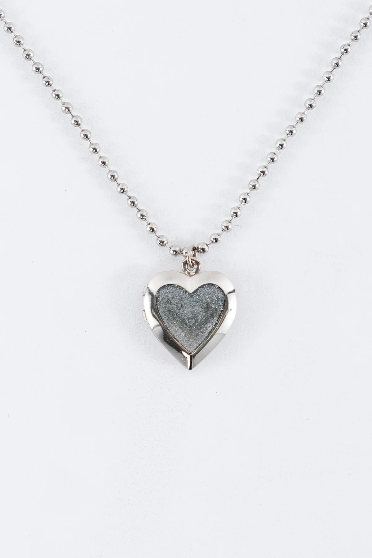 JWLEHL - Enameled Heart Locket - Image 11
