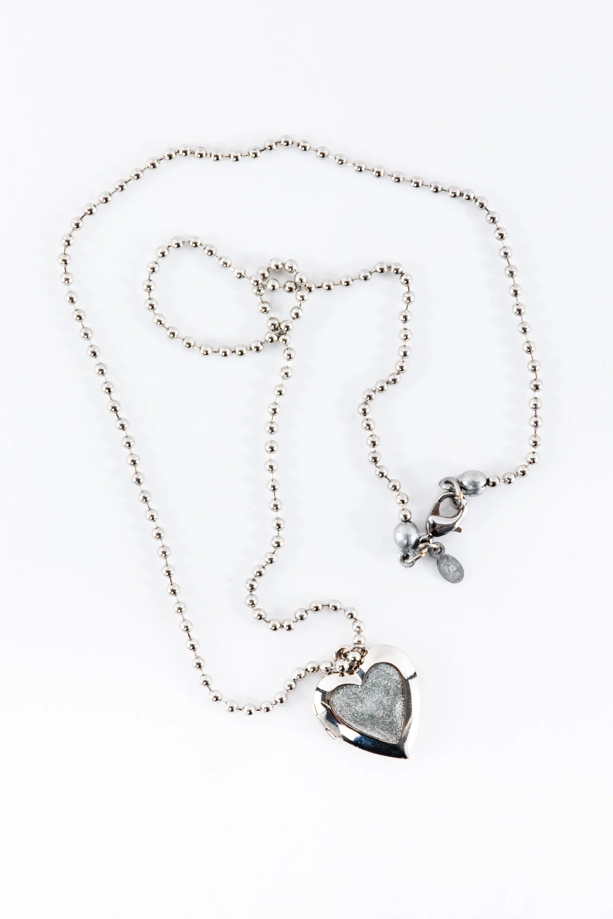 JWLEHL - Enameled Heart Locket - Image 12