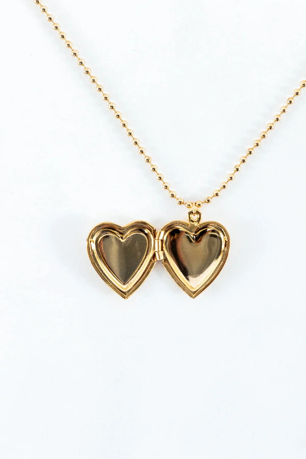 JWLEHL - Enameled Heart Locket - Image 44