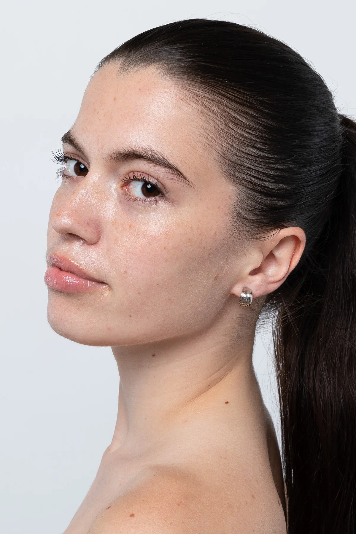 JWLMR - Mini Ridge Hoop Earrings - Image 13