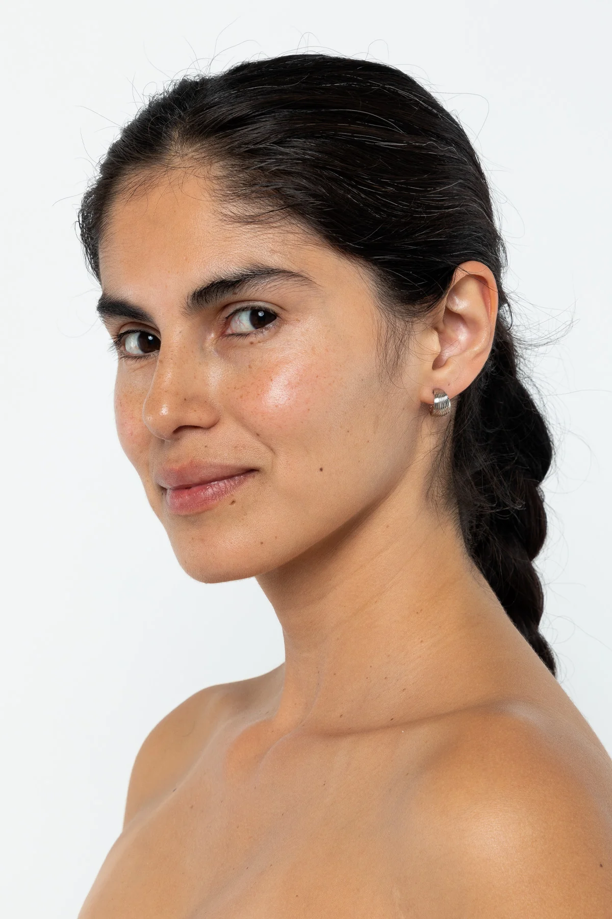 JWLMR - Mini Ridge Hoop Earrings - Image 6