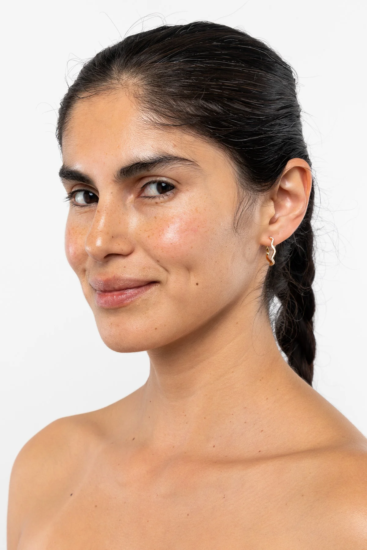 JWLWEH - Wavy Enameled Hoop Earrings - Image 8