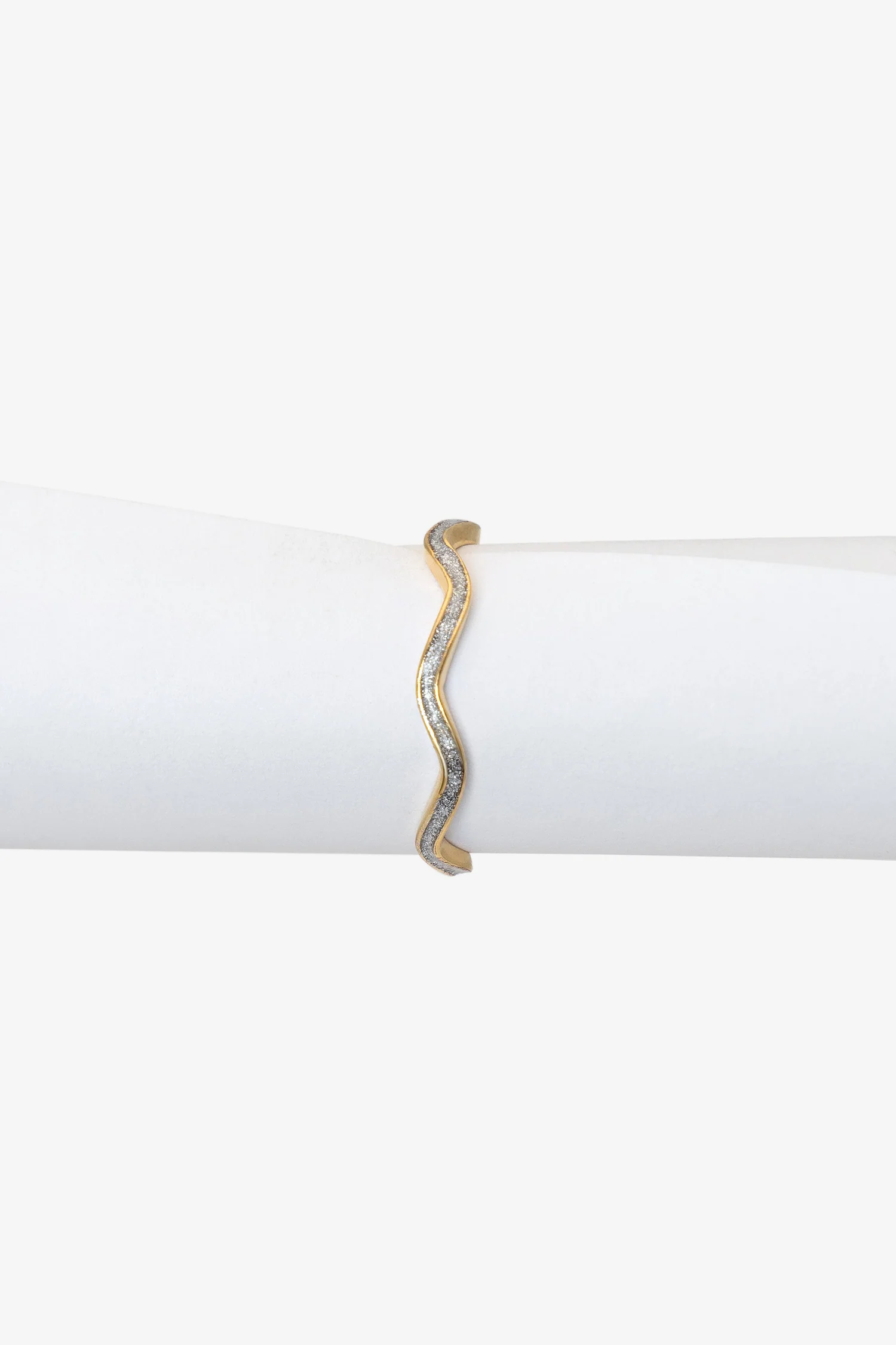 JWLWER - Wavy Enameled Stacking Ring - Image 37