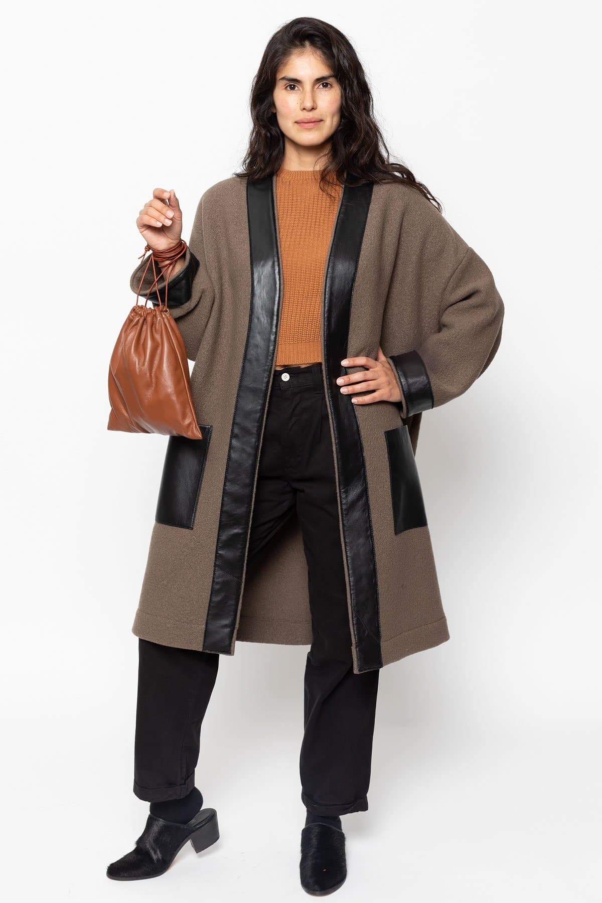 LMBLTR001 - Lambskin Drawstring Bag - Image 16