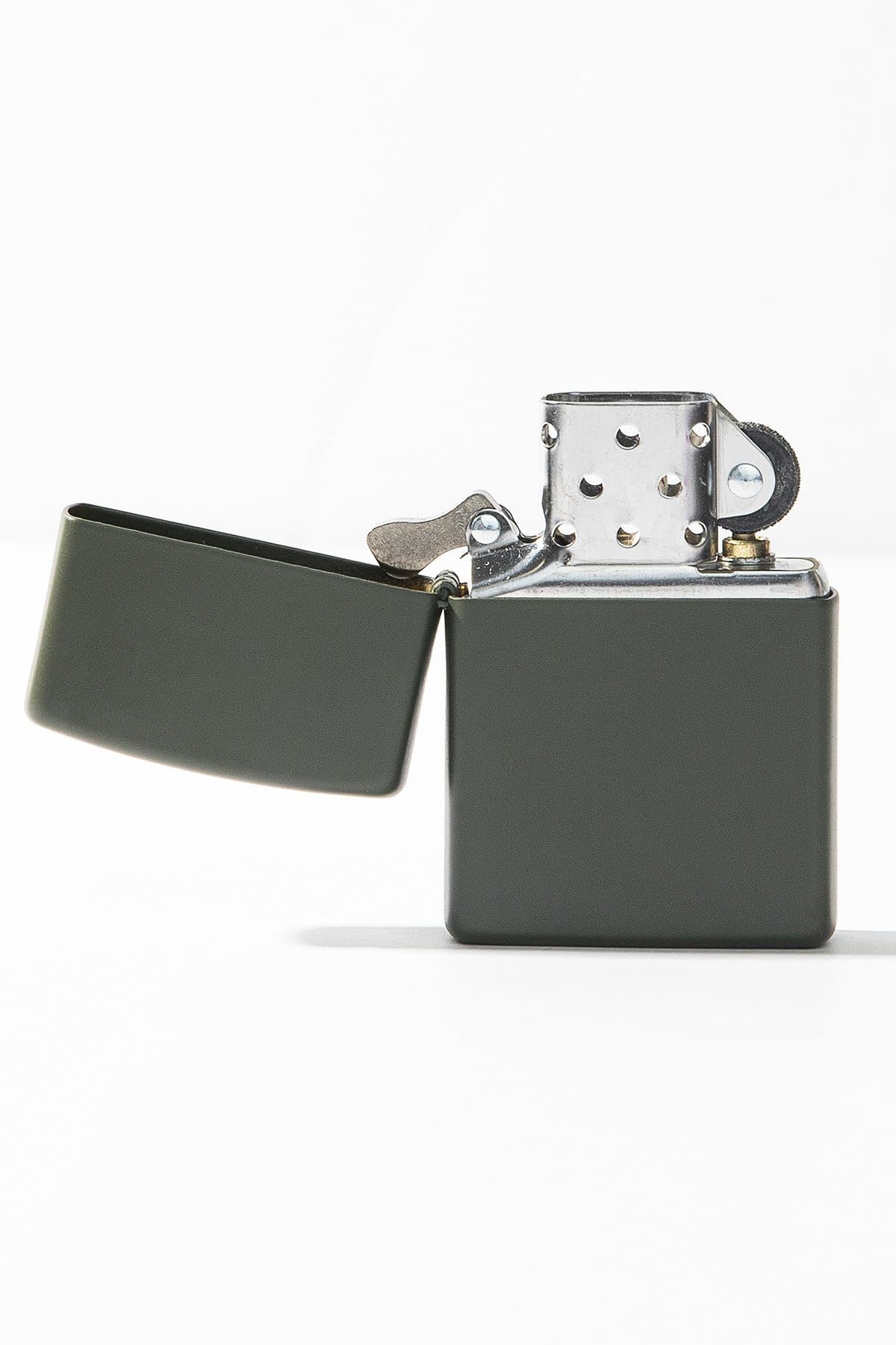 LZIP76 - Classic Matte Zippo Lighter - Image 2