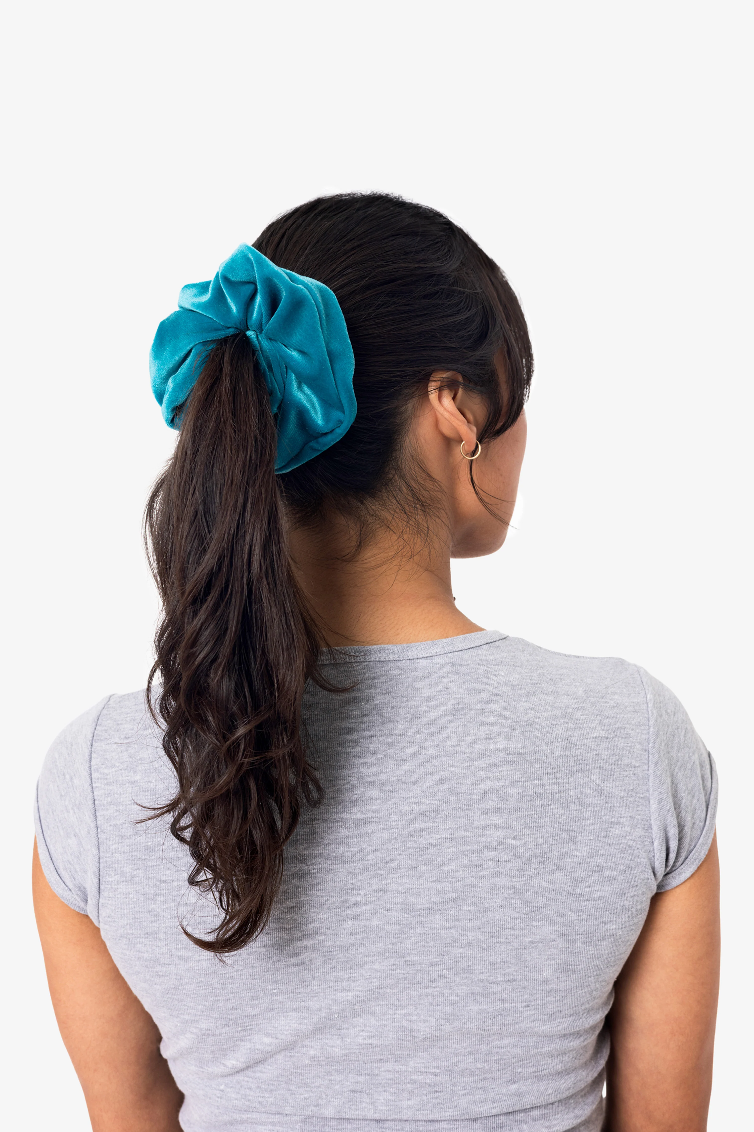VVTSCRUNCH - Oversized Velvet Scrunchie - Image 15
