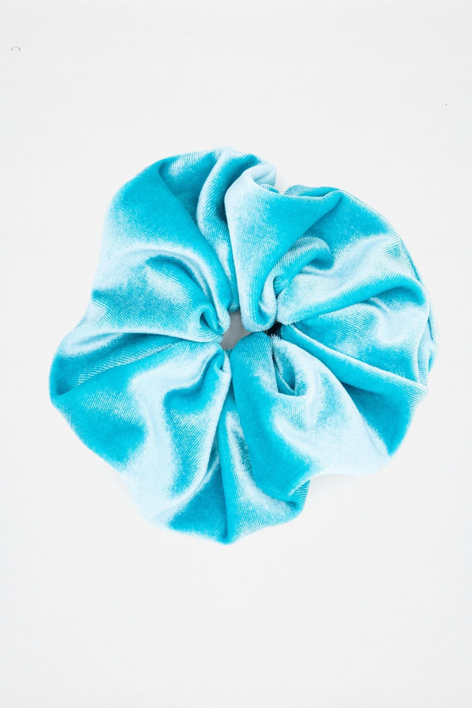VVTSCRUNCH - Oversized Velvet Scrunchie - Image 5