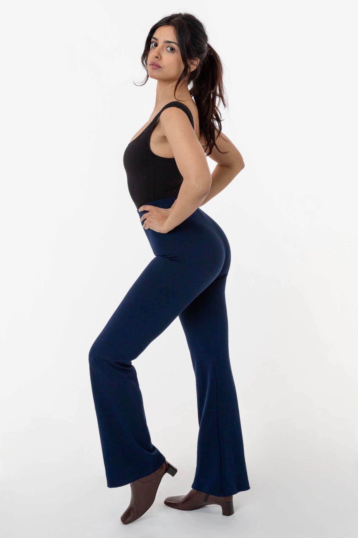 PON300 - Ponte Flared Legging - Image 8