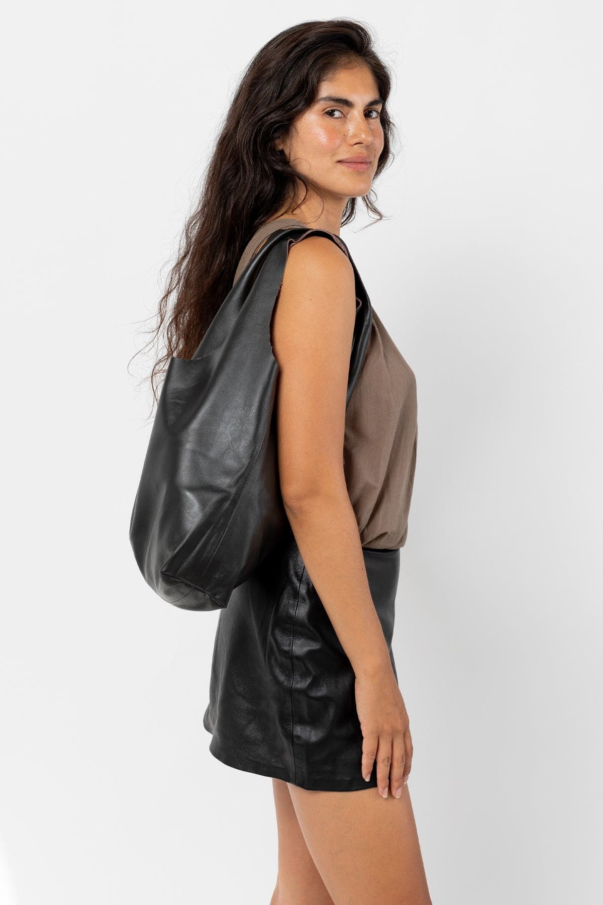RLH3406 - Monochromatic Leather Shopping Bag - Image 28
