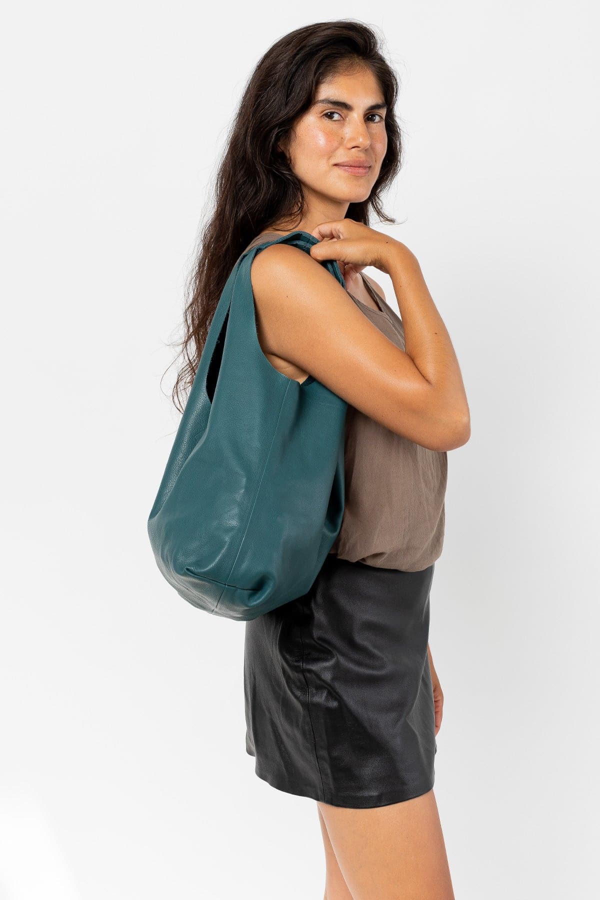 RLH3406 - Monochromatic Leather Shopping Bag - Image 35