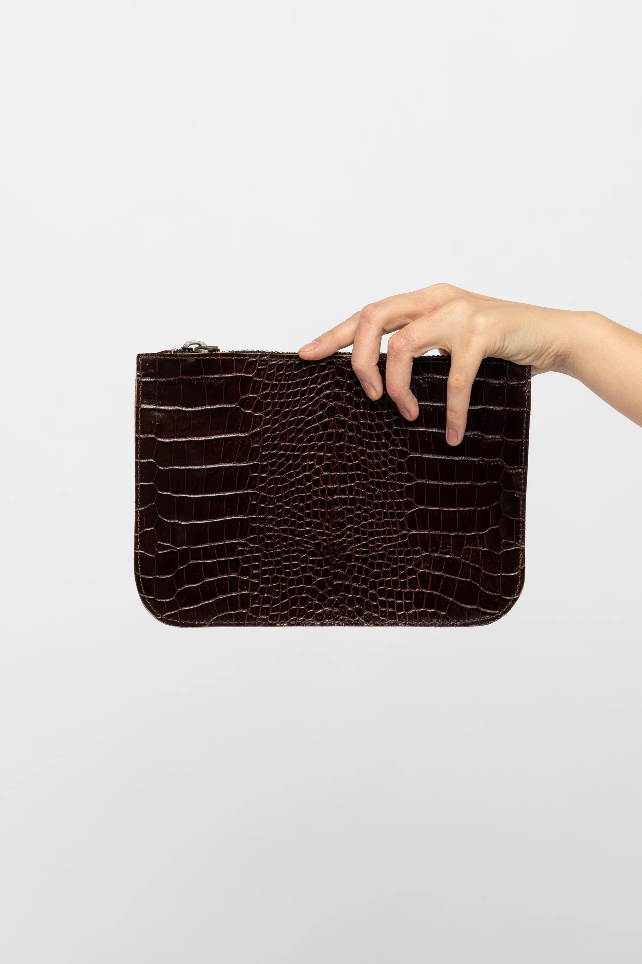 RLH3411 - Small Leather Zip Pouch - Image 21