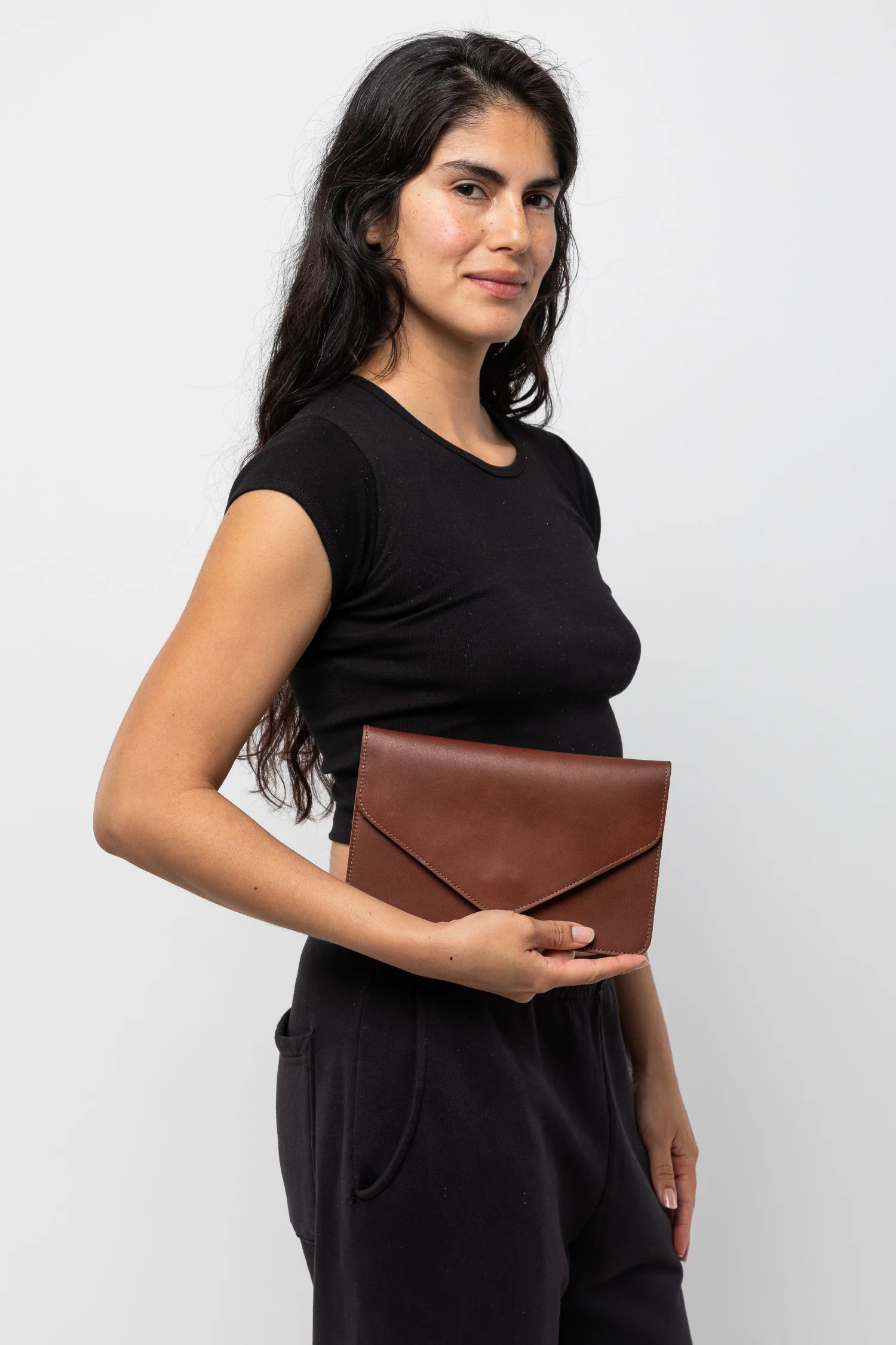 RLH3433 - Large Multifunctional Belted Envelope Clutch - Image 25