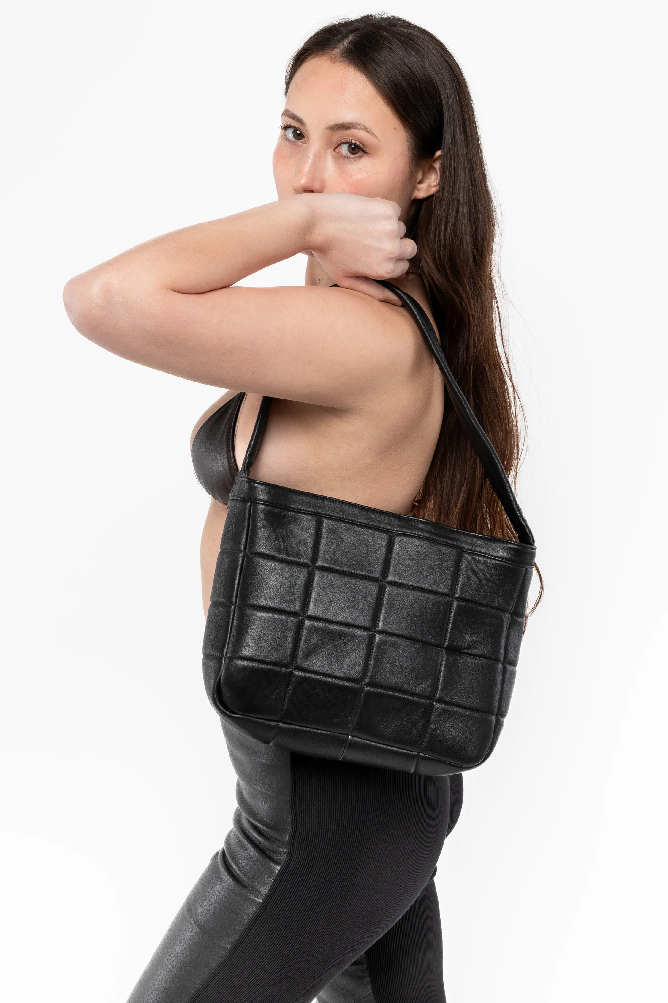 RLH3452 - The Quilted Lambskin Bag - Image 20