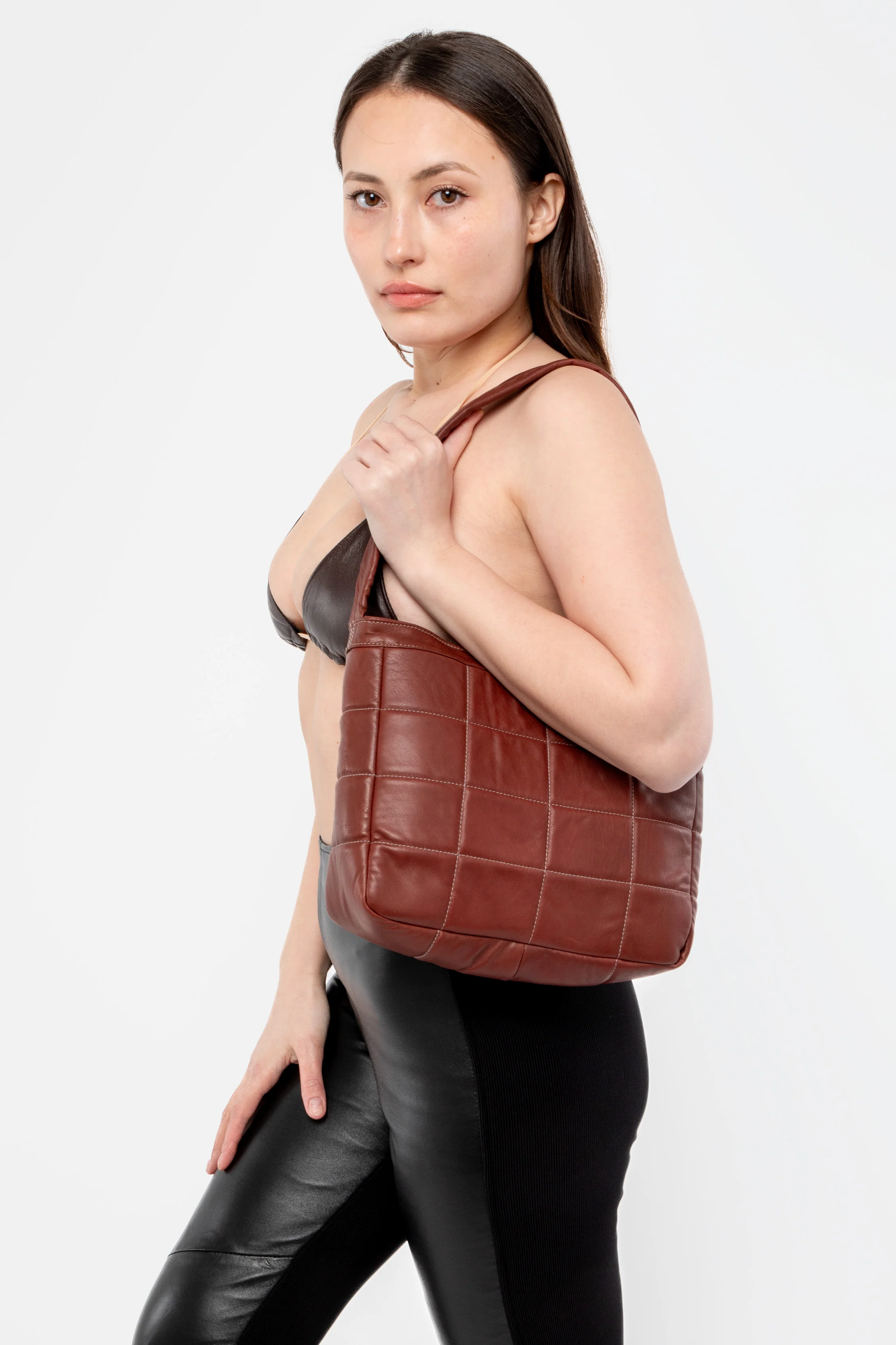 RLH3452 - The Quilted Lambskin Bag - Image 21