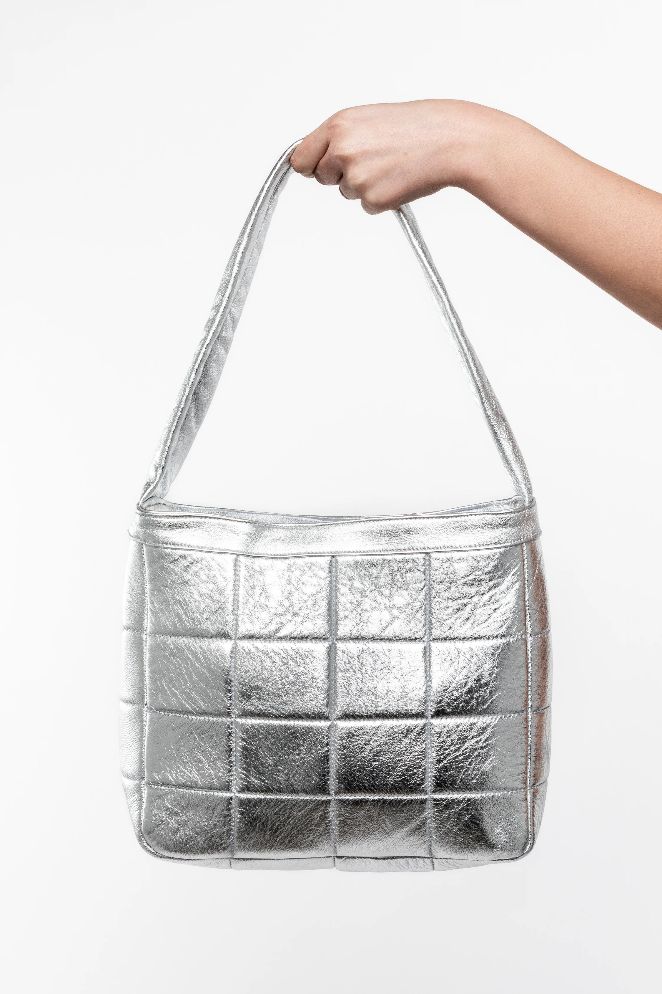 RLH3452 - The Quilted Lambskin Bag - Image 23