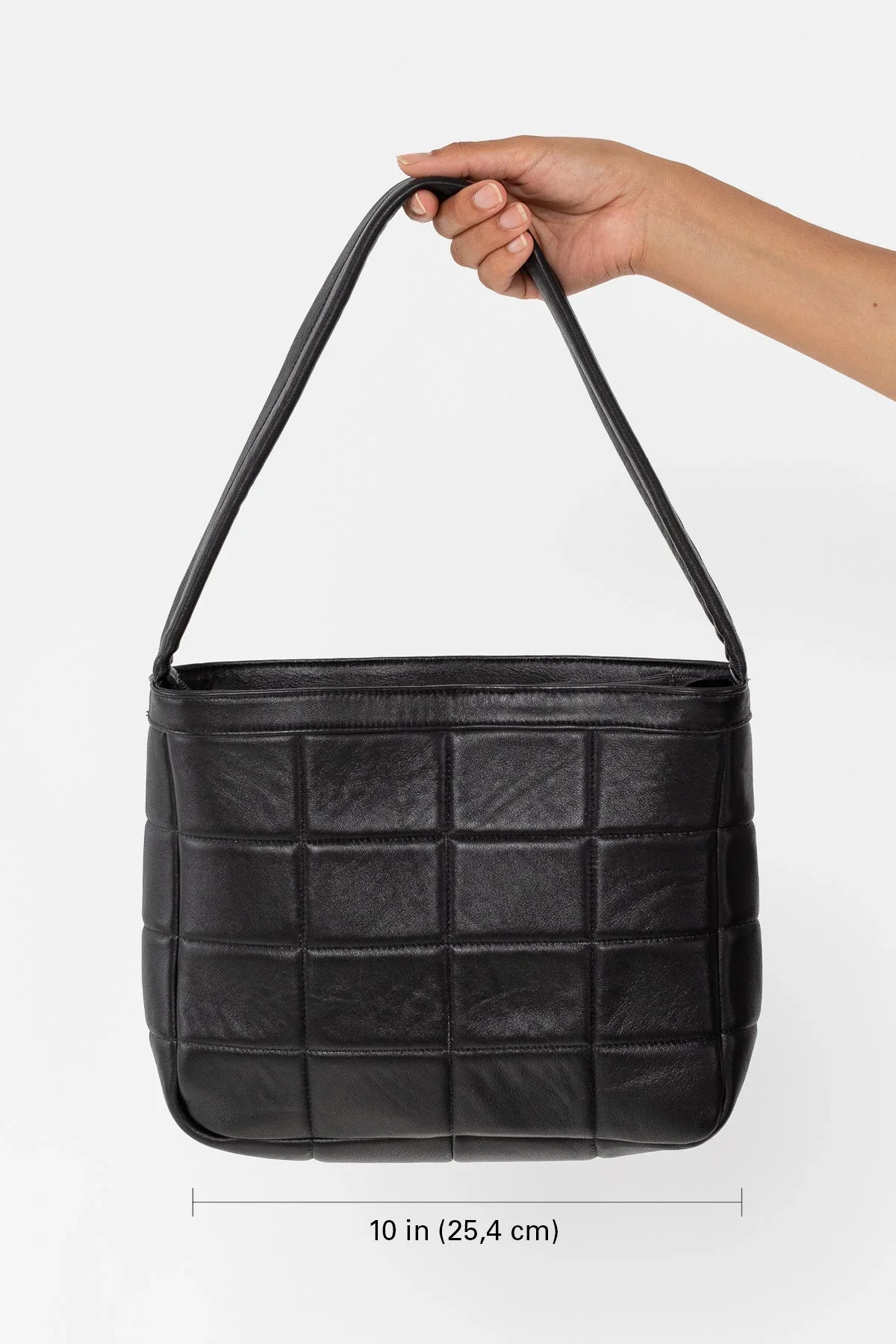 RLH3452 - The Quilted Lambskin Bag - Image 29