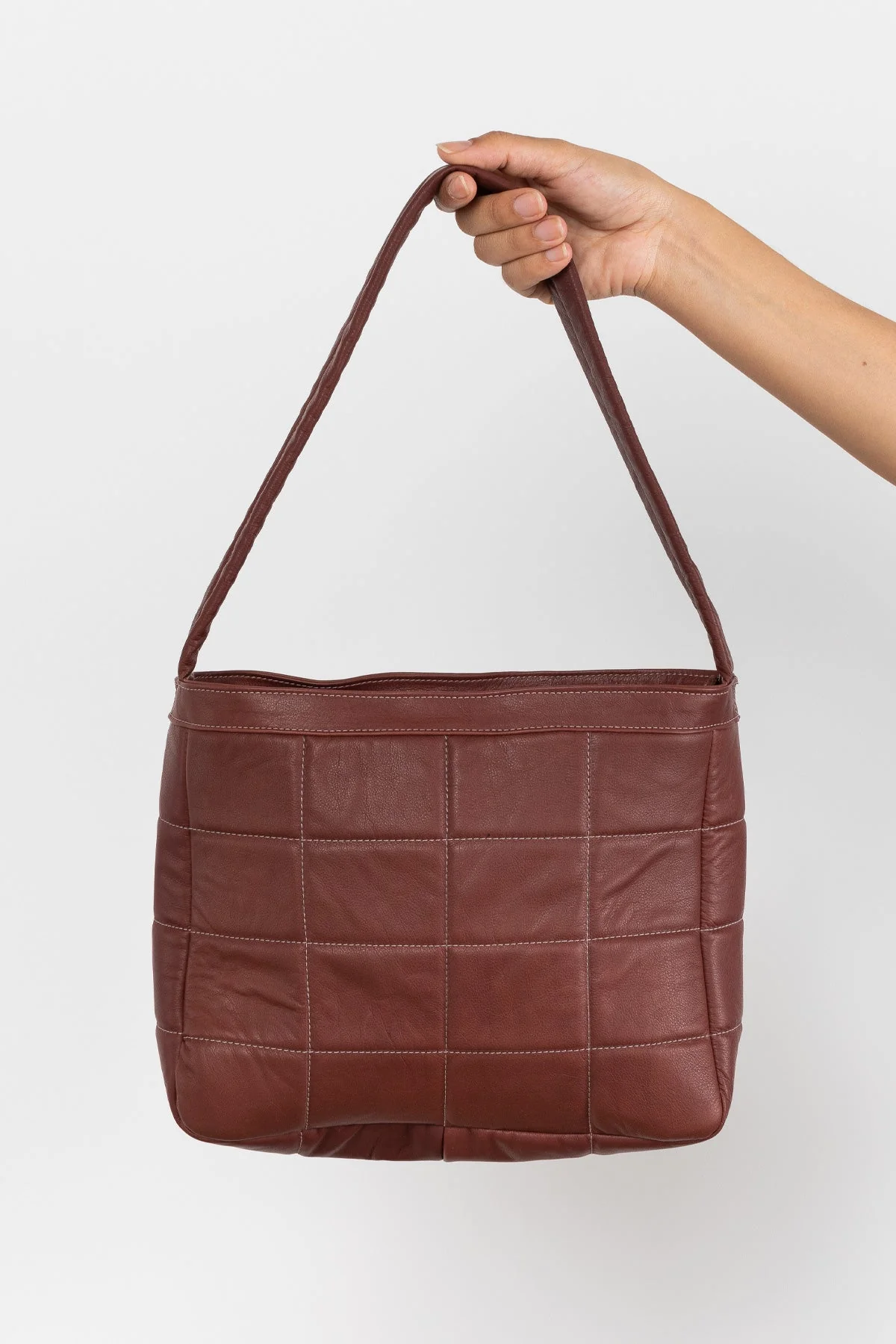 RLH3452 - The Quilted Lambskin Bag - Image 35