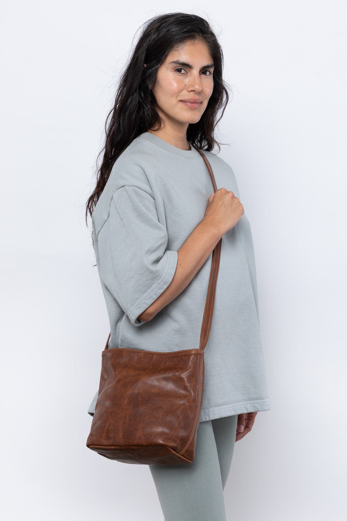 RLH3458 - The Essentials Leather Bag - Image 21
