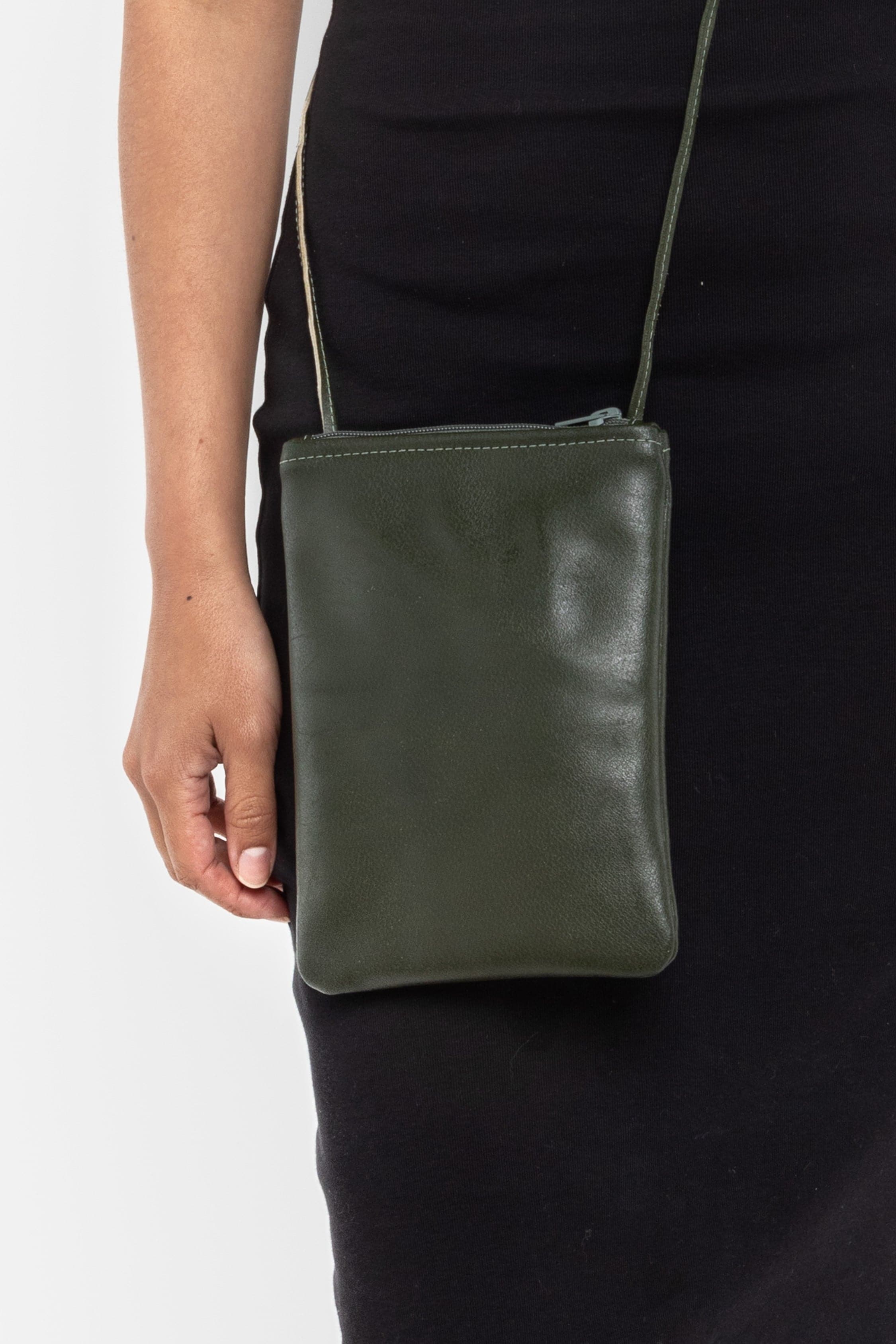 RLH3458 - The Essentials Leather Bag - Image 32