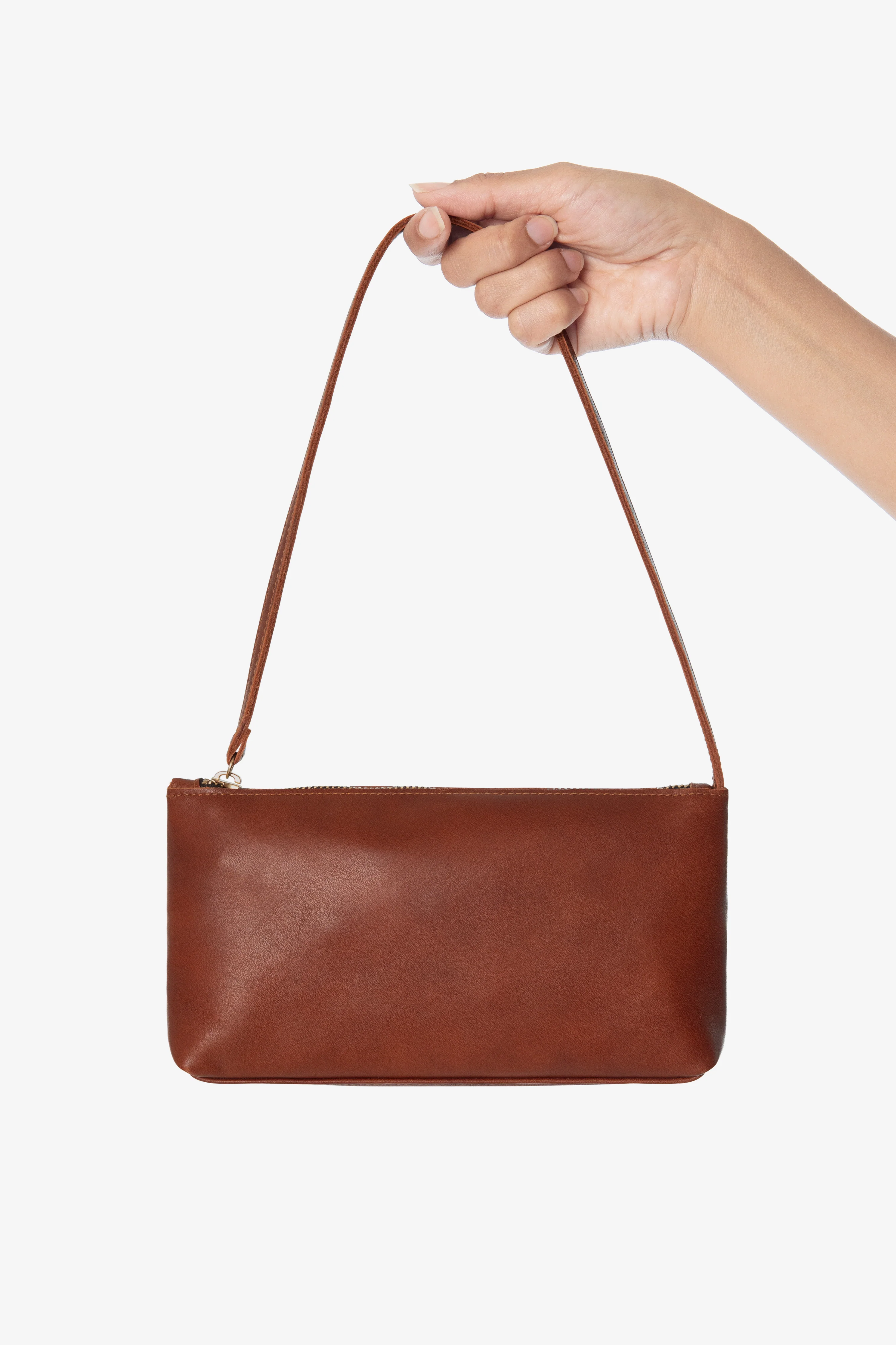 RLH3468 - Leather Zip Pochette - Image 11