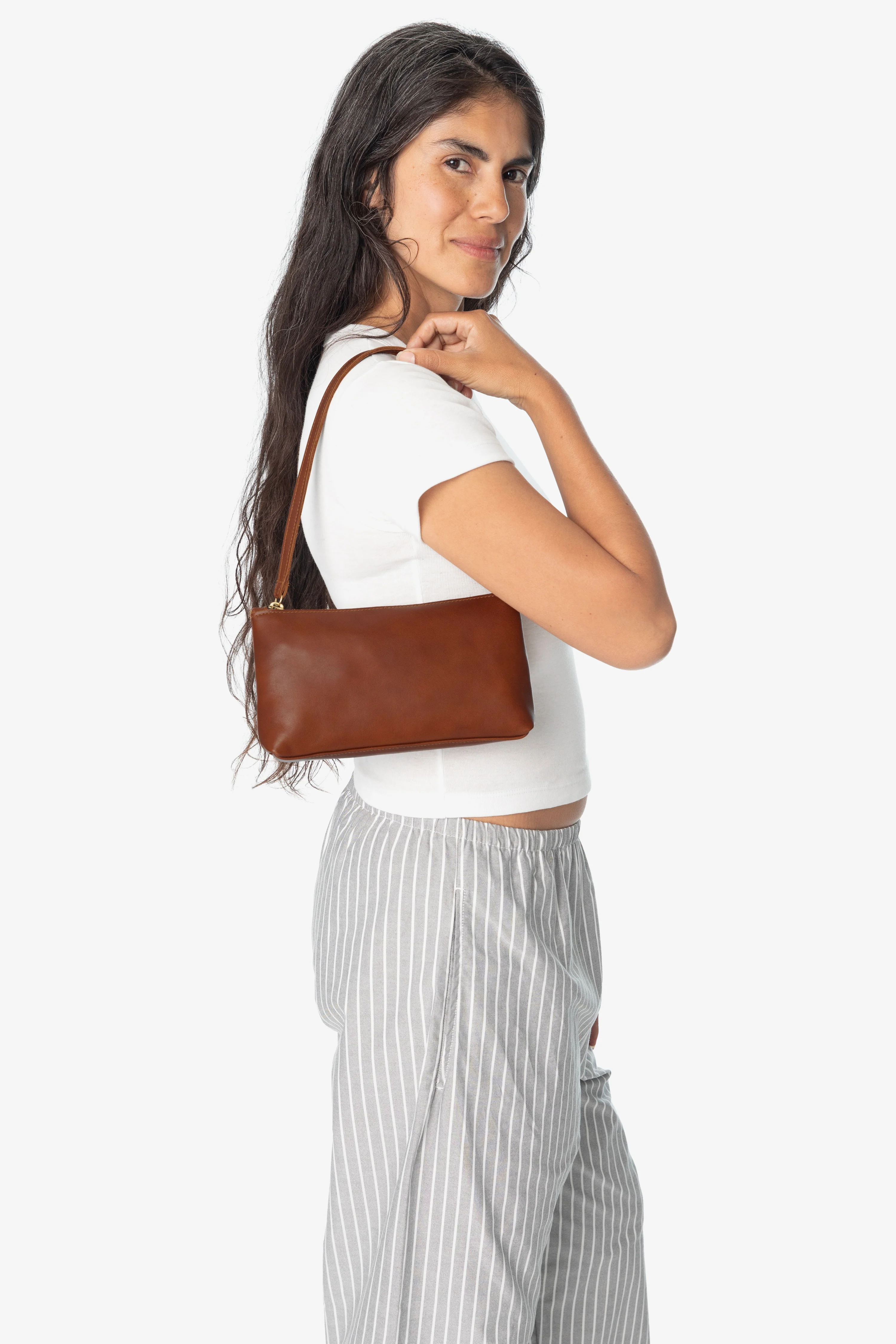 RLH3468 - Leather Zip Pochette - Image 13