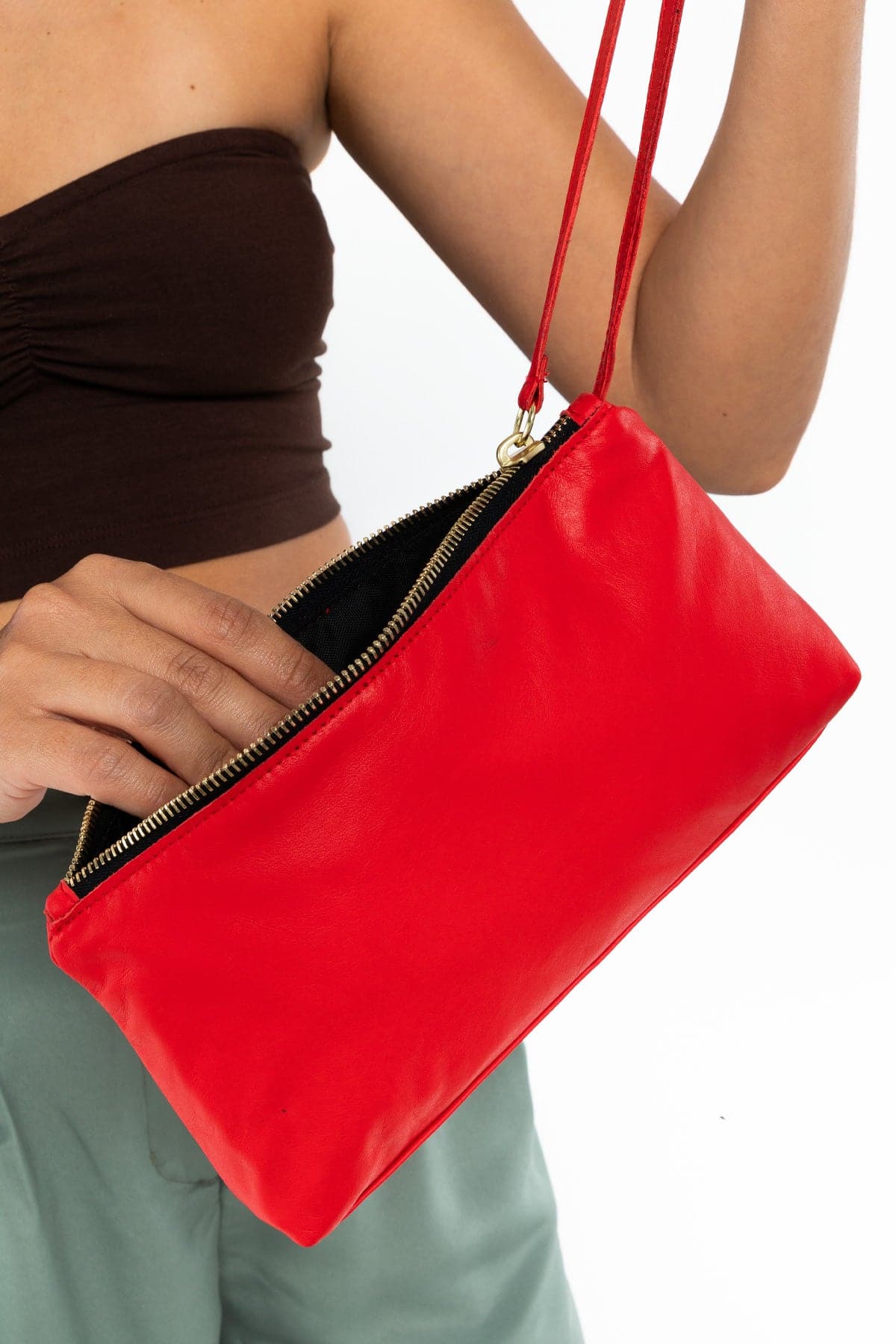 RLH3468 - Leather Zip Pochette - Image 21