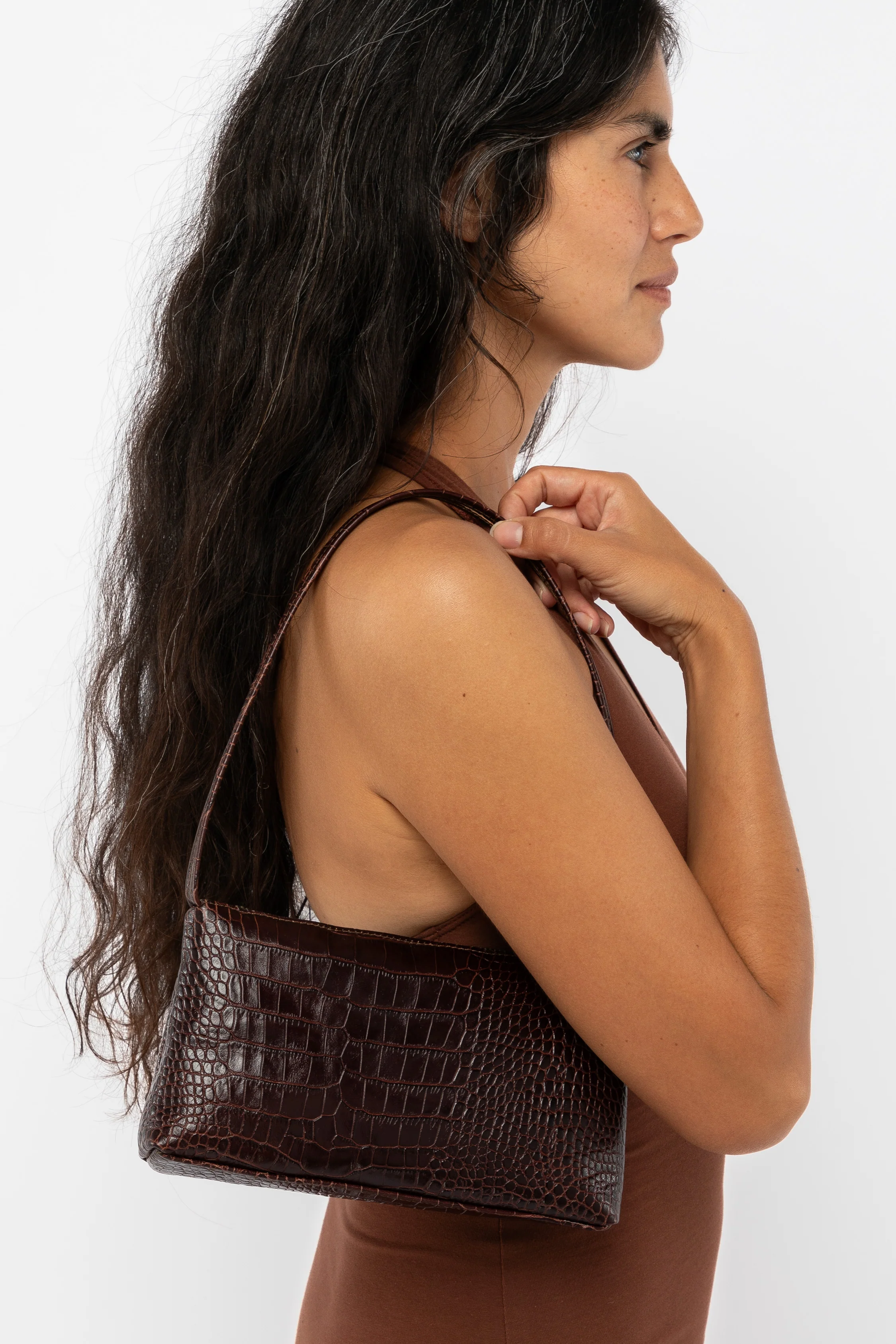 RLH3468 - Leather Zip Pochette - Image 47