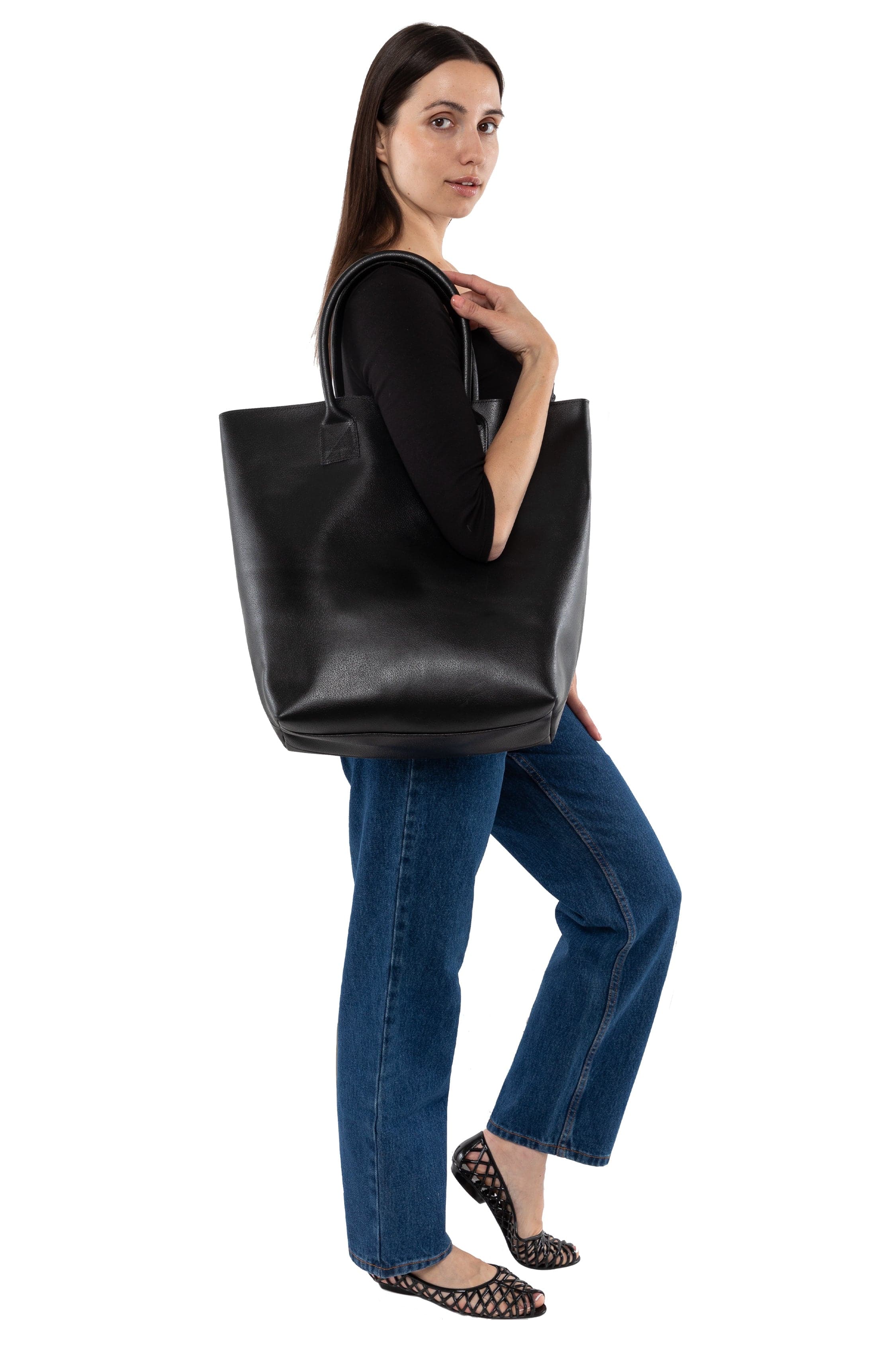 RLH3479 - Unisex Leather Museum Tote - Image 24