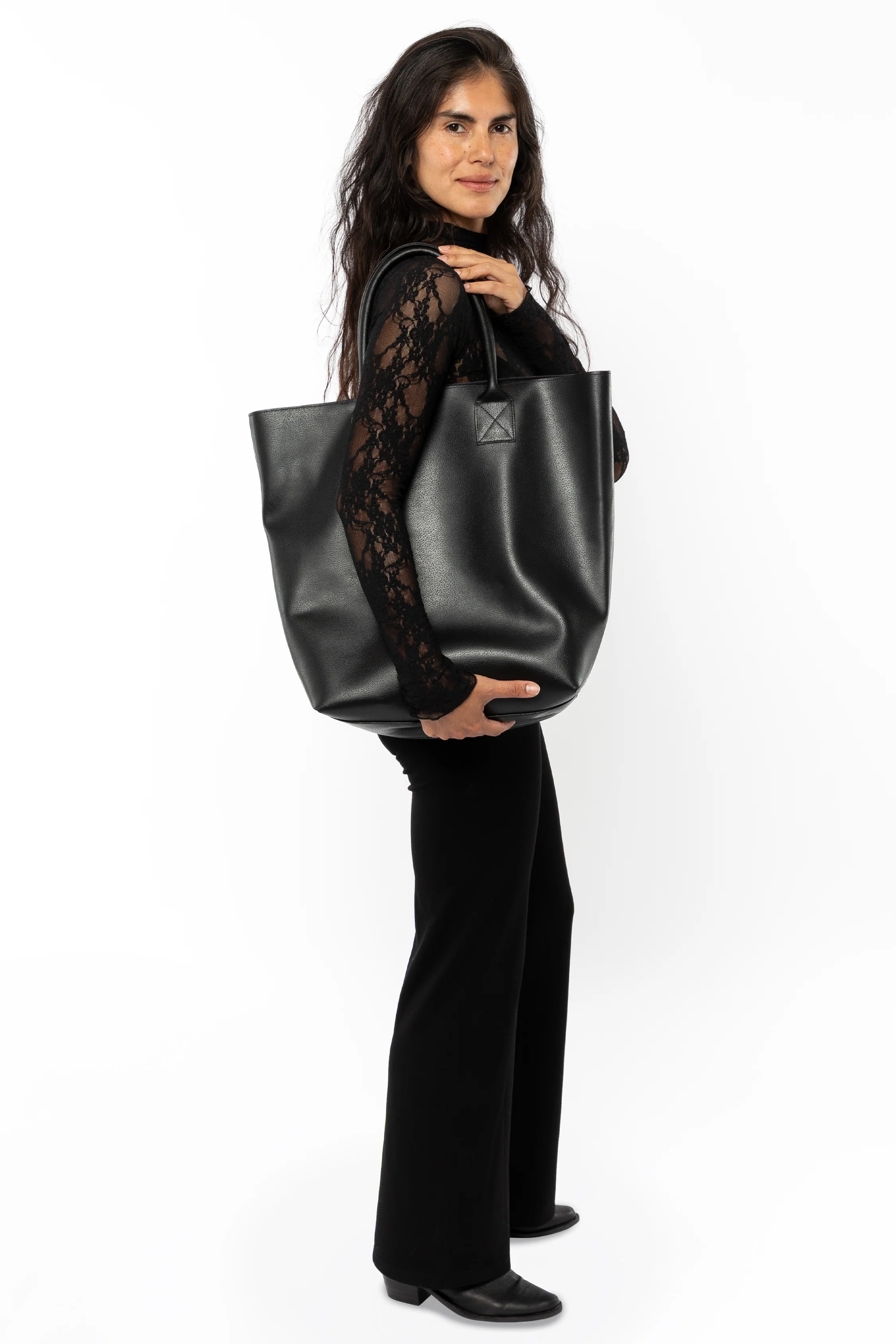 RLH3479 - Unisex Leather Museum Tote - Image 27