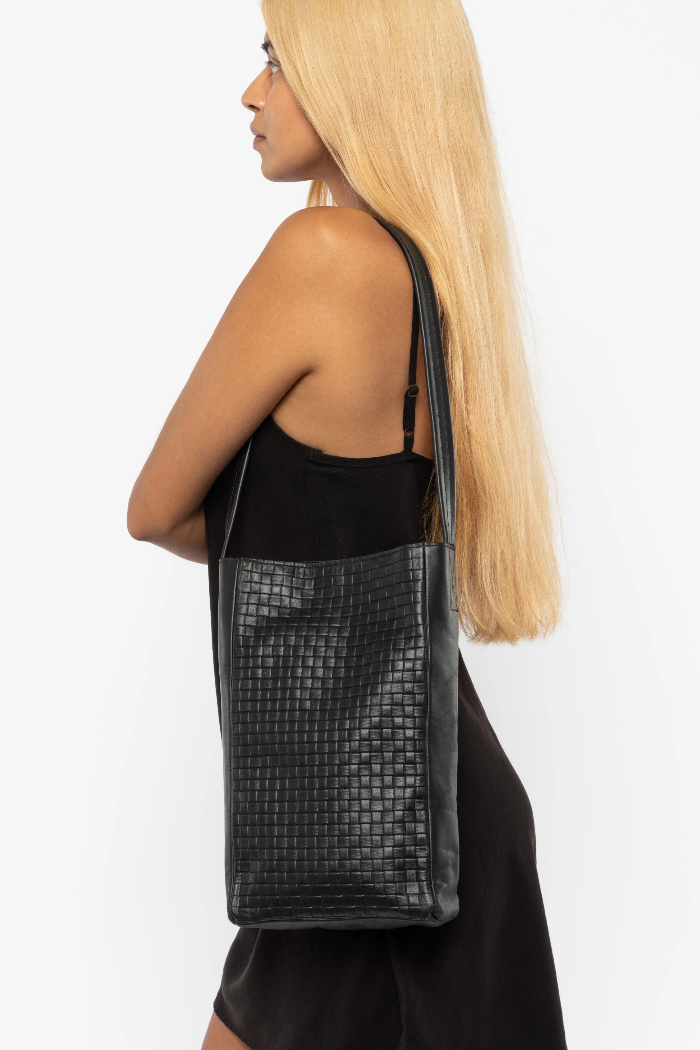 RLH3482 - Woven Leather Slim Tote - Image 3