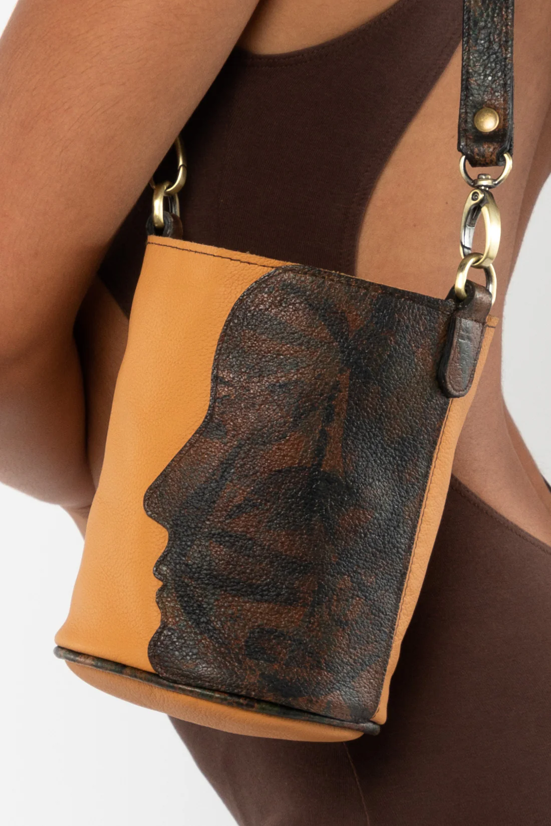 RLH3484 - Silhouette Bucket Tote - Image 7