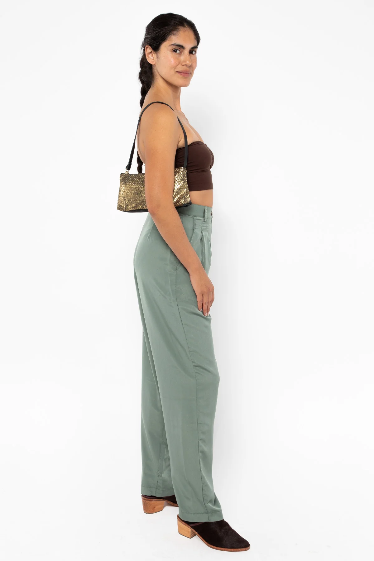 RLH3490 - Embellished Leather Zip Pochette - Image 5