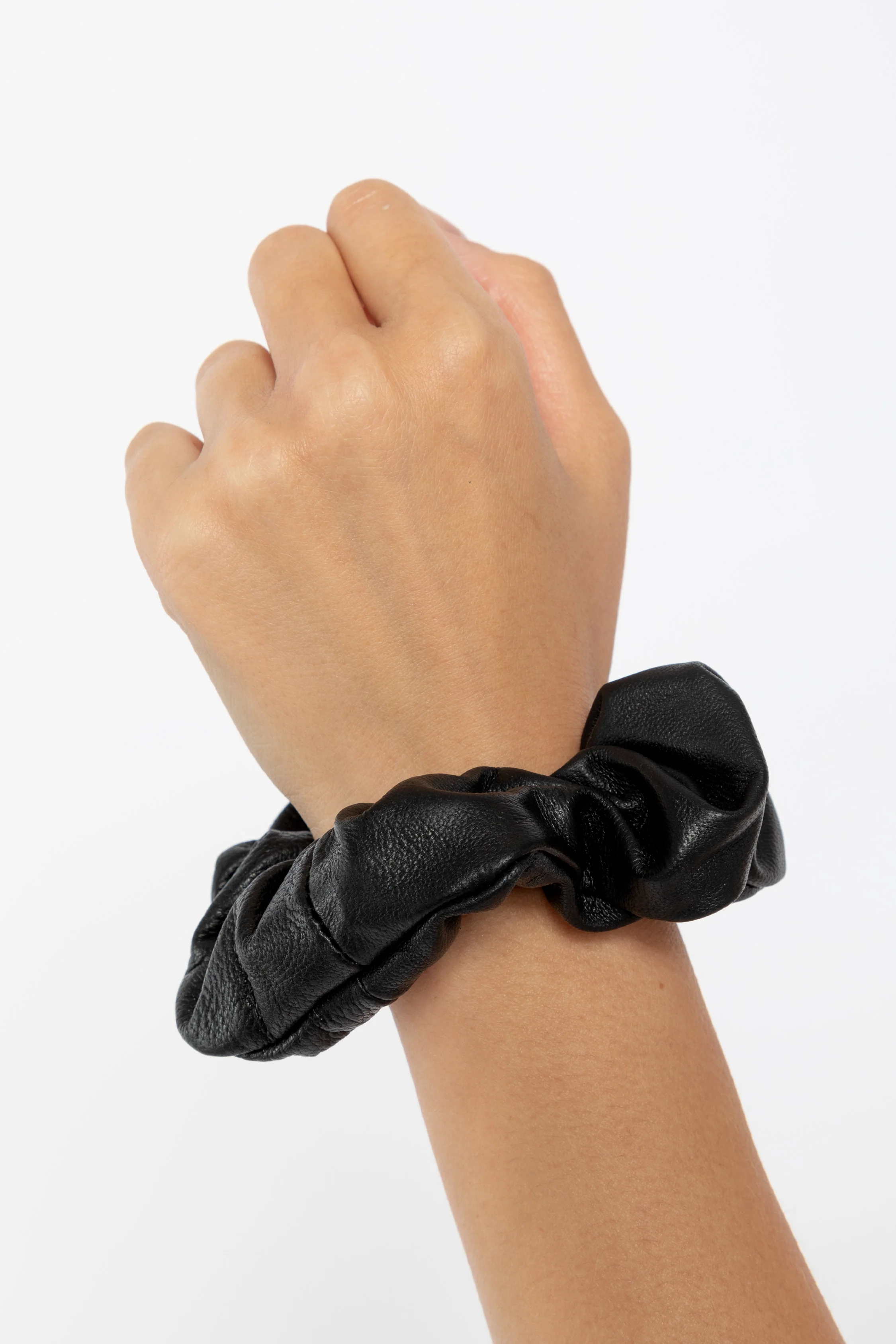 RLHSCRUNCH - Leather Scrunchie - Image 28