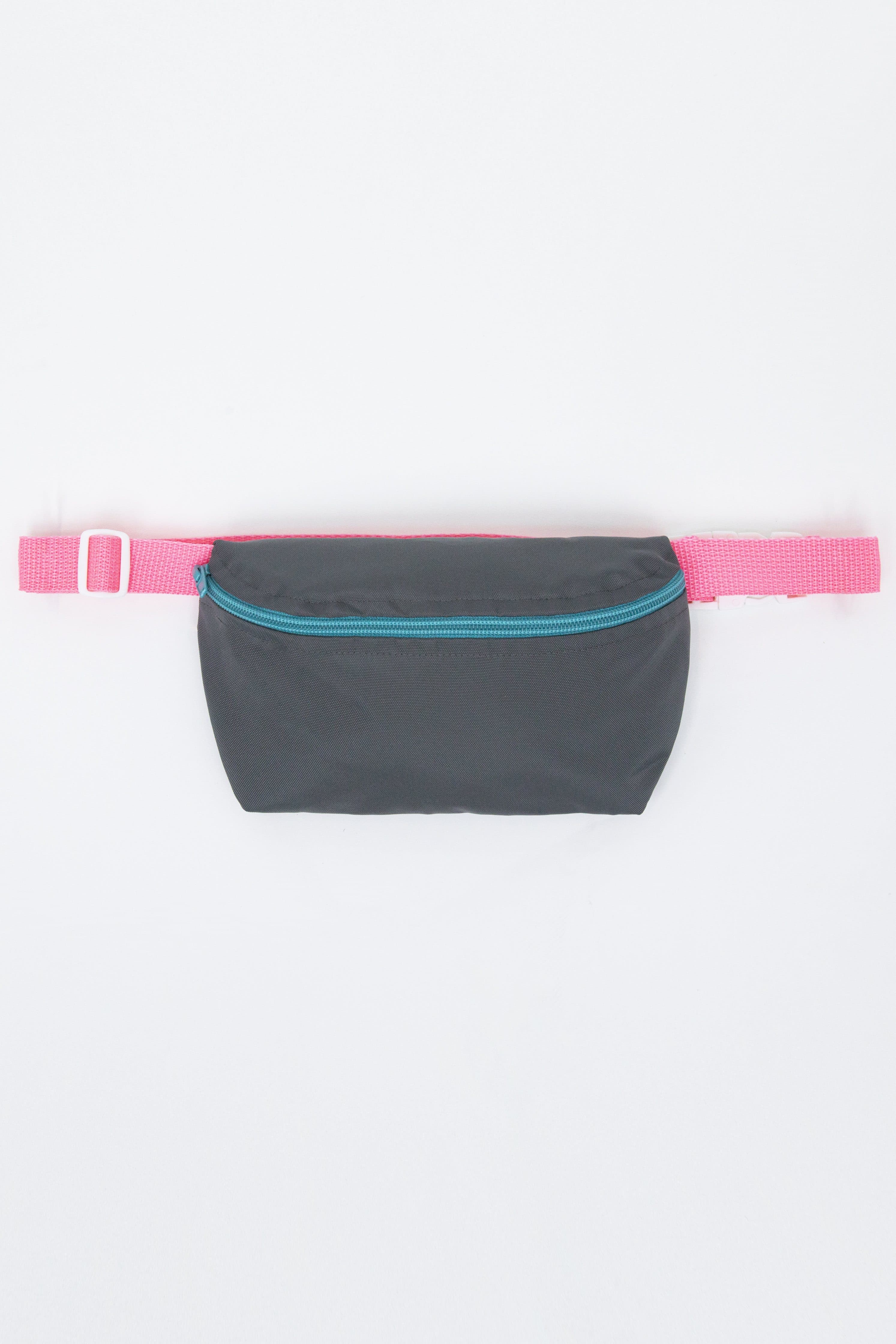 RNB0523 - Nylon Fanny Pack - Image 36
