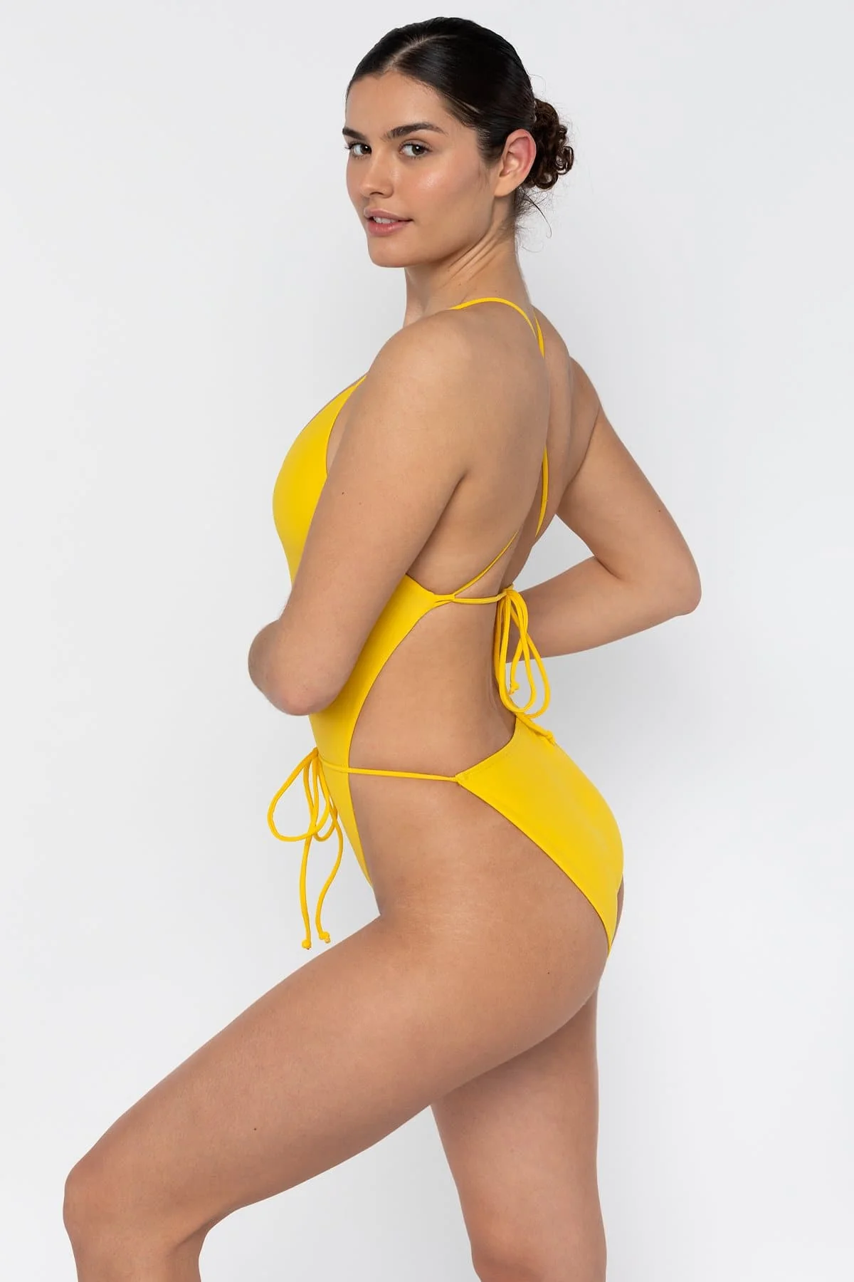 RNT109 - Vintage High Cut One Piece - Image 24