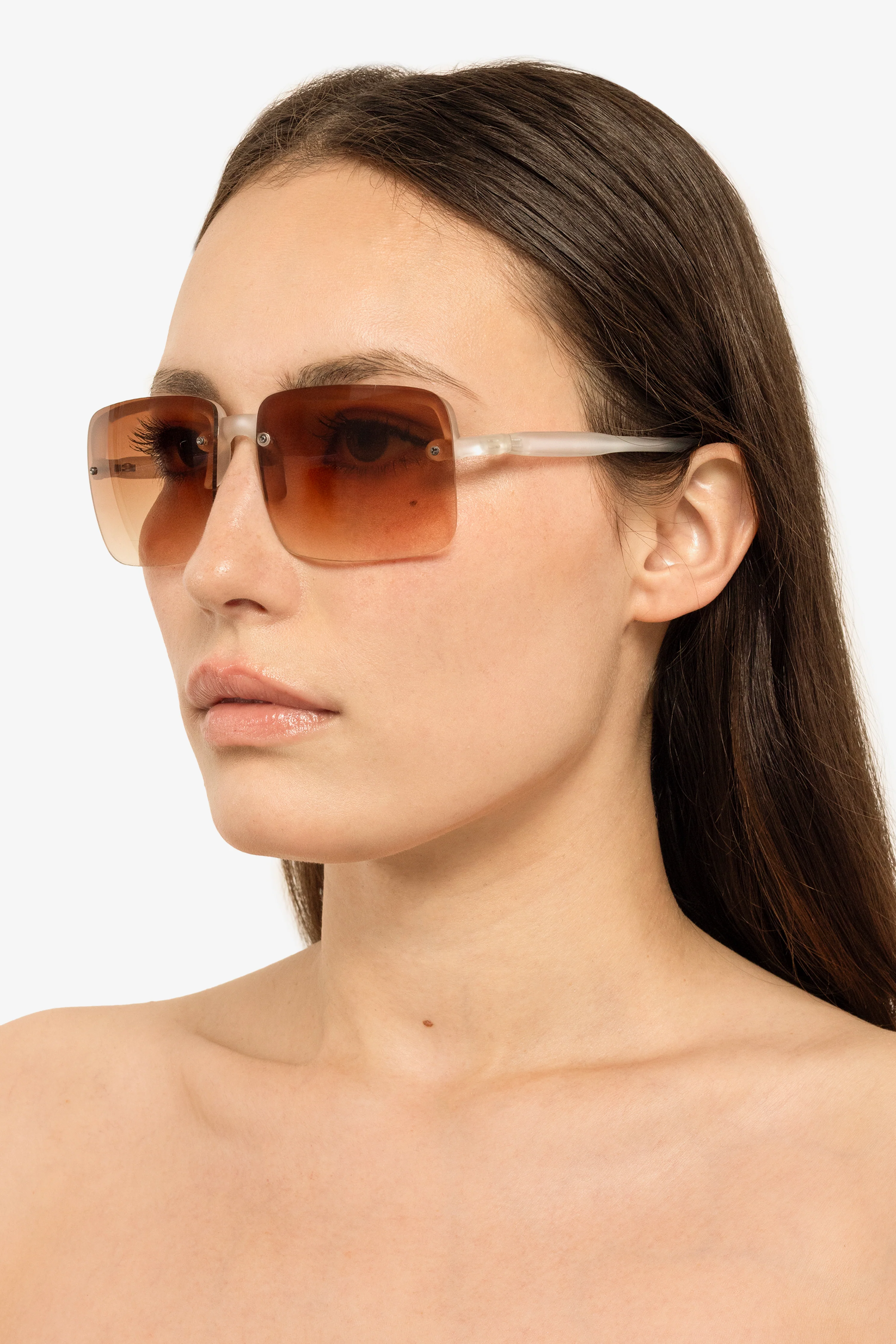 SGVN100 - Big Foxy Sunglasses - Image 15